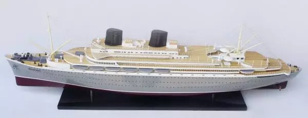 Ocean Liner MS Willem Ruys Model Lenght 95 14 Ocean Liner Ms Willem Ruys Model (2)