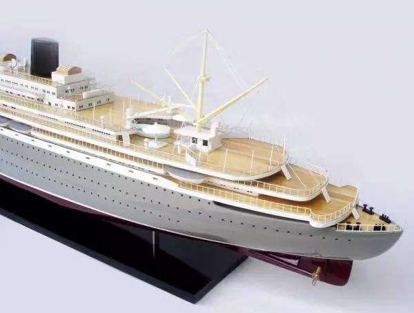 Ocean Liner MS Willem Ruys Model Lenght 95 18 Ocean Liner Ms Willem Ruys Model (4)