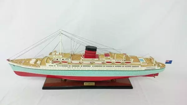 Ocean Liner RMS Caronia Model Lenght 89