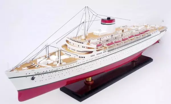 Ocean Liner SS Cristoforo Colombo Model 14 Ocean Liner Ss Cristoforo Colombo Model (2)