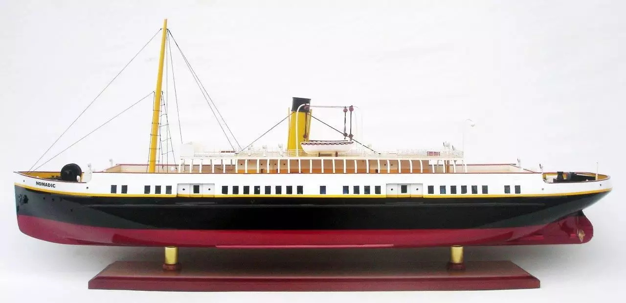 Ocean Liner Ss Nomadic Model (4)