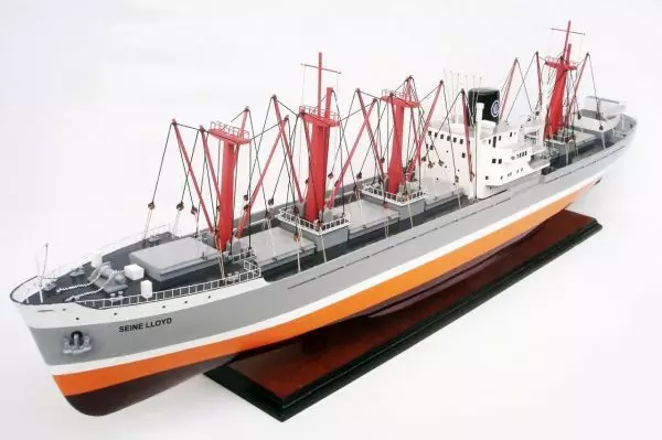 Ocean Liner Seine Lloyd Model (3)