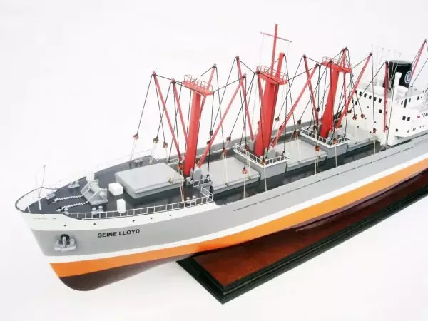 Ocean Liner Seine Lloyd Model