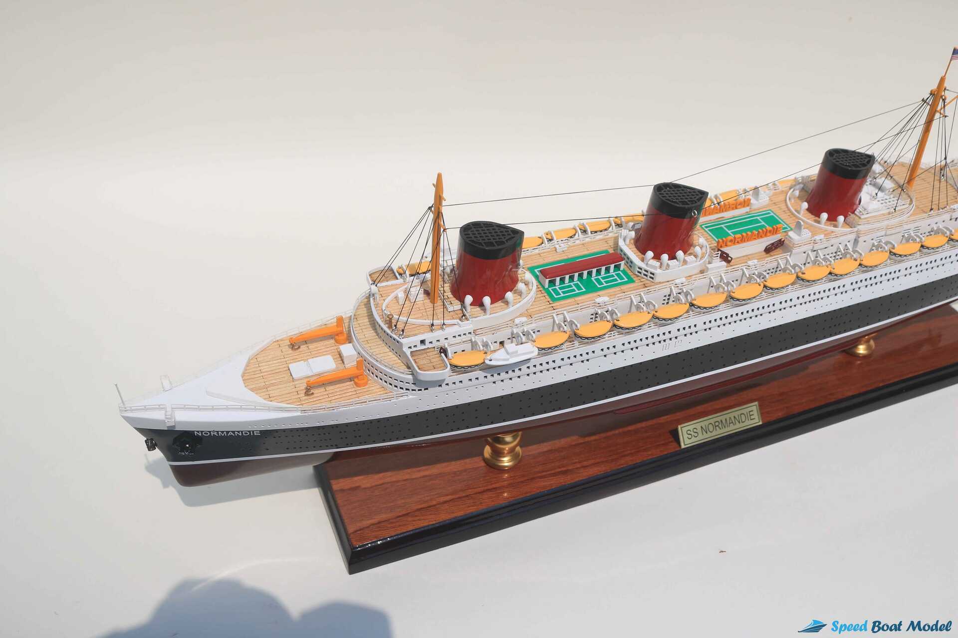 Ss Normandie Cruise Ship Model (11) Speed Boad Model Ss Normandie Cruise Ship Model (11) Speed Boad Model