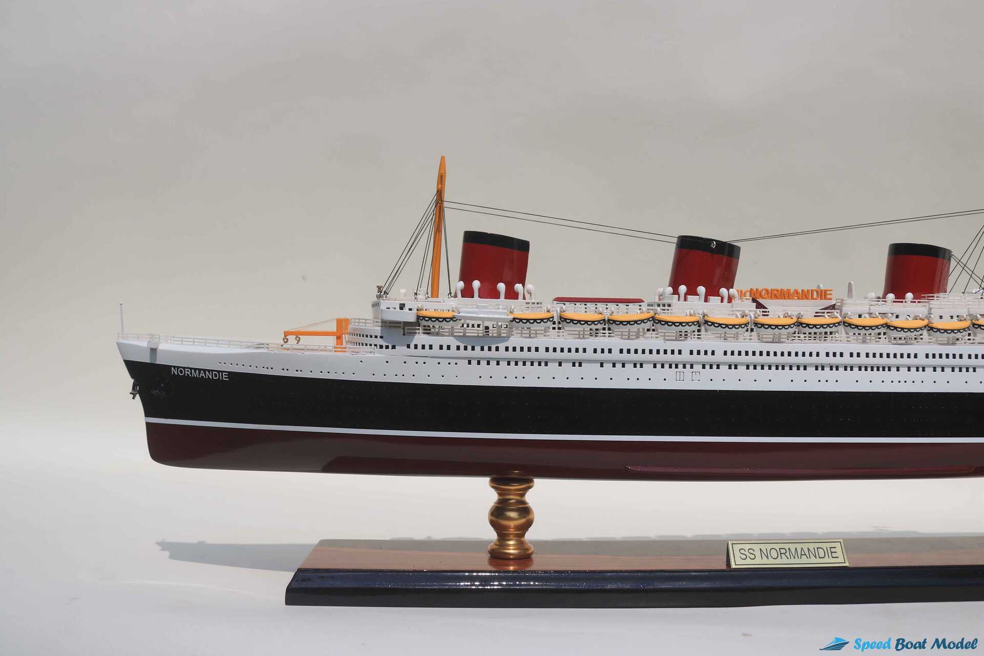 Ss Normandie Cruise Ship Model (12) Speed Boad Model Ss Normandie Cruise Ship Model (12) Speed Boad Model