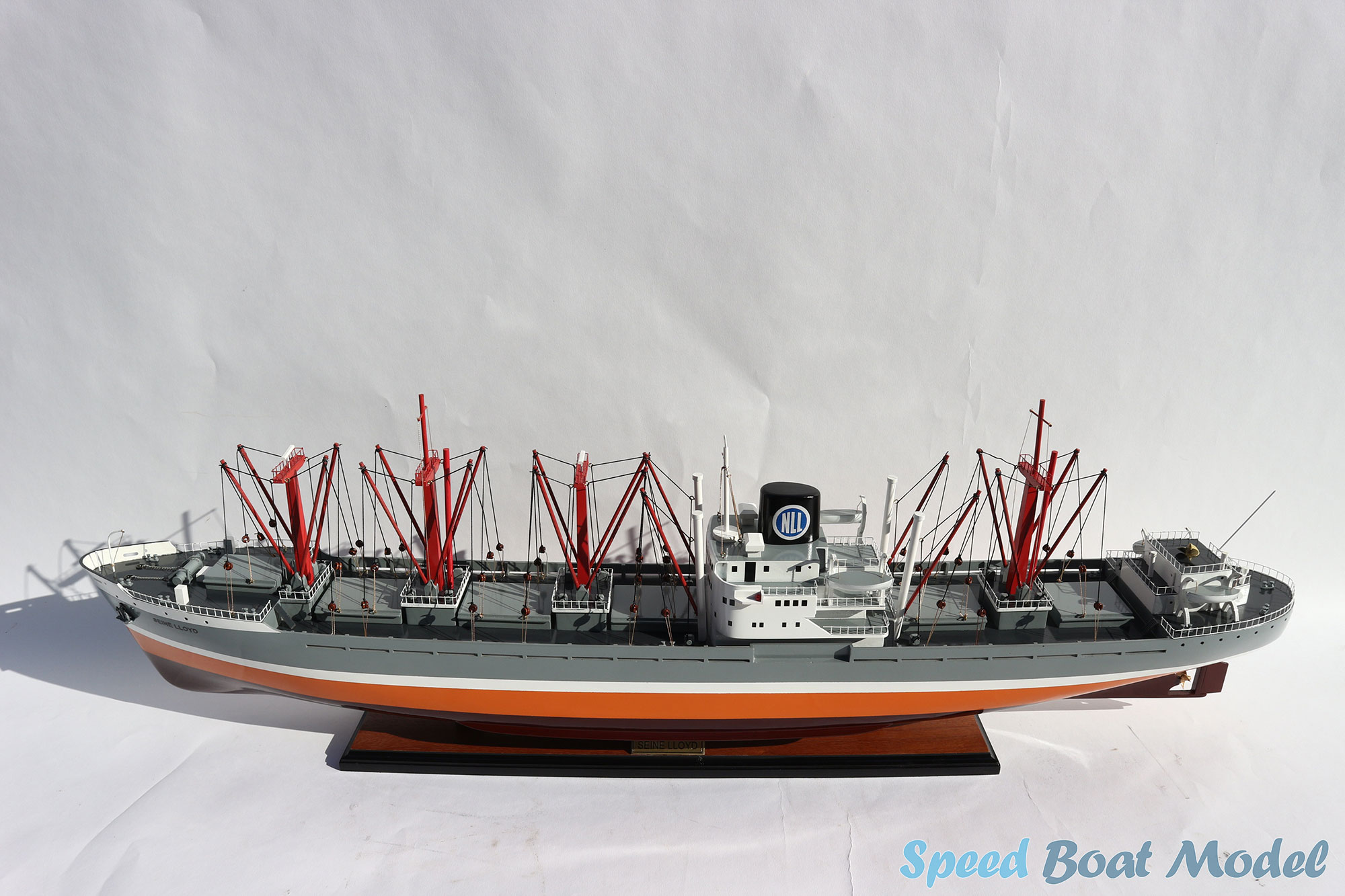 Seine Lloyd General Cargo Ship Model 40.1"