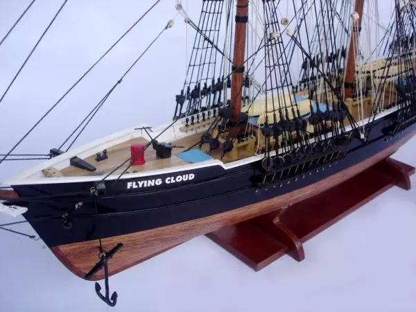 Tall Ship Flying Cloud Model Lenght 72/92 13 Tall Ship Flying Cloud Model (5)