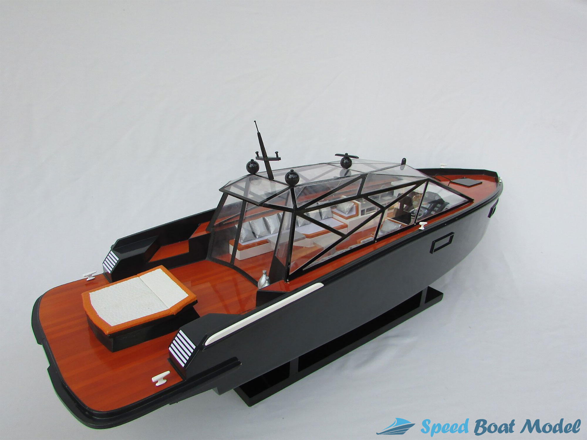 Xanazu Modern Yacht Model 28 (3)