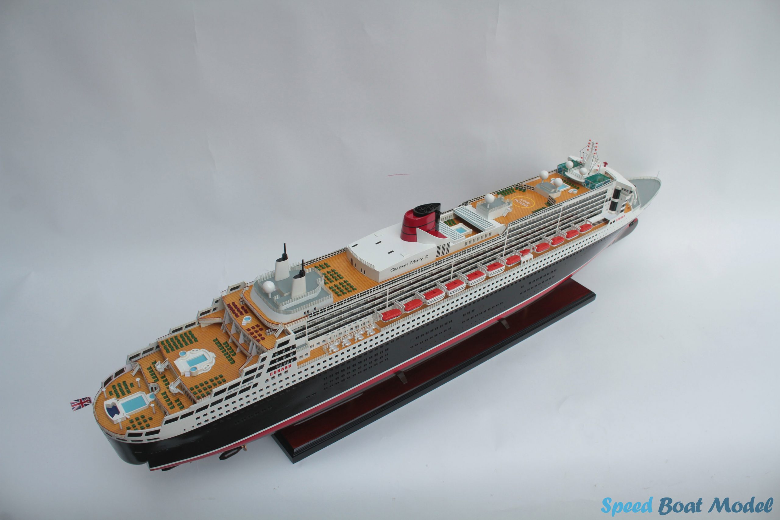 Queen Mary 2 Special Edition Ocean Liners Model 12 Queen Mary 2 Special Edition Ocean Liners Model