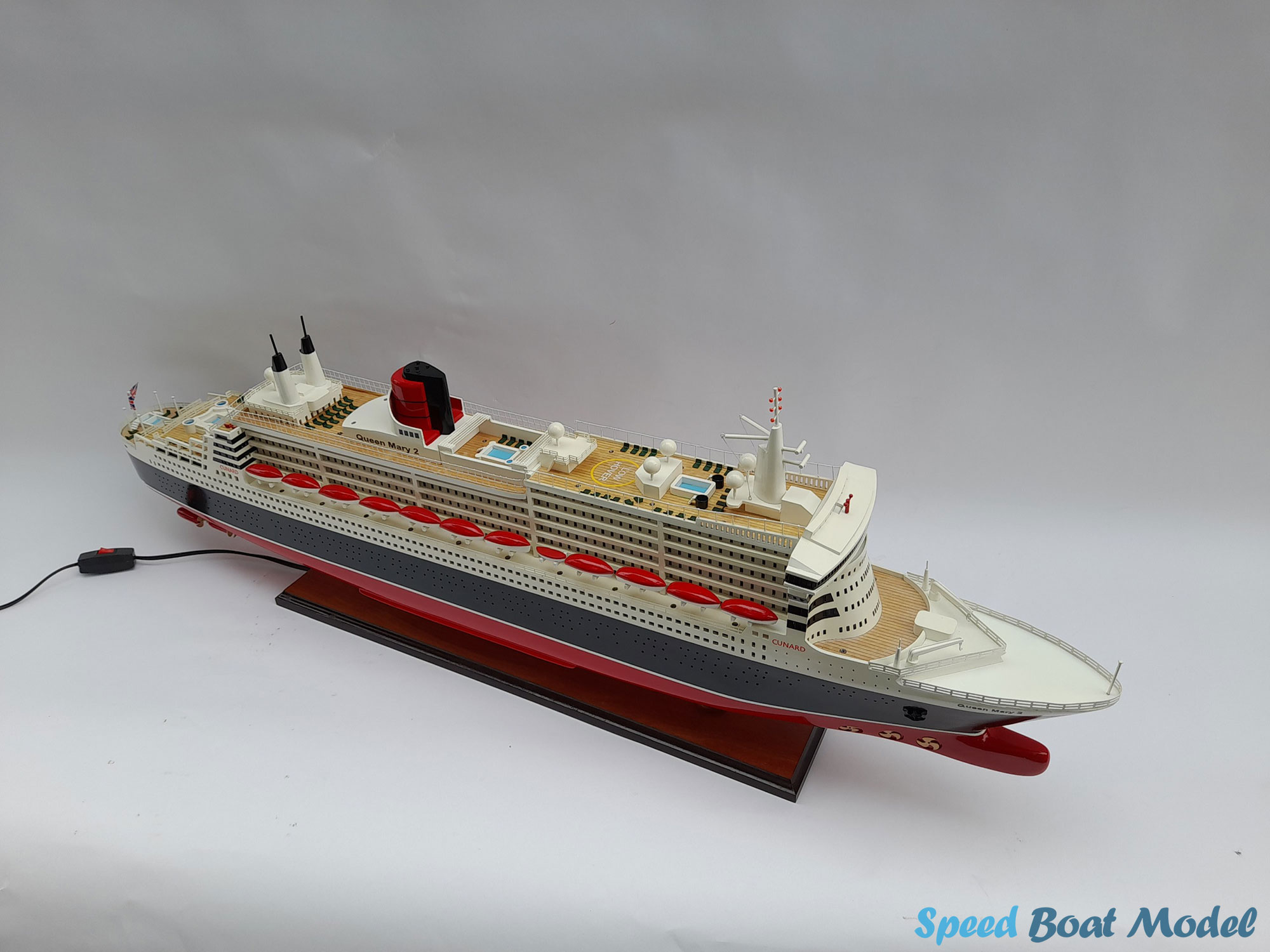 Rms Queen Mary Cruise Liner Model 39.3" 14 Rms Queen Mary Cruise Liner Model 39.3