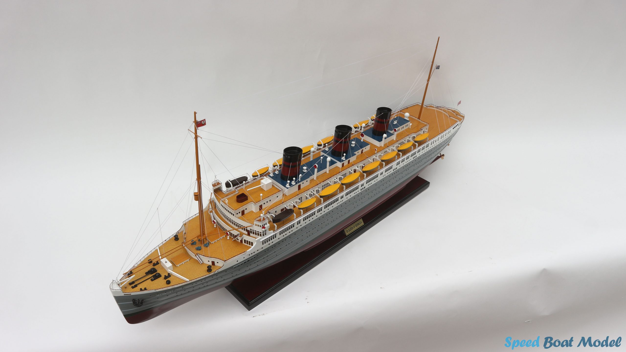 SS Queen of Bermuda Cruise Ship Model 39.3" 8 Ss Queen Of Bermuda Cruise Ship Model 39.3