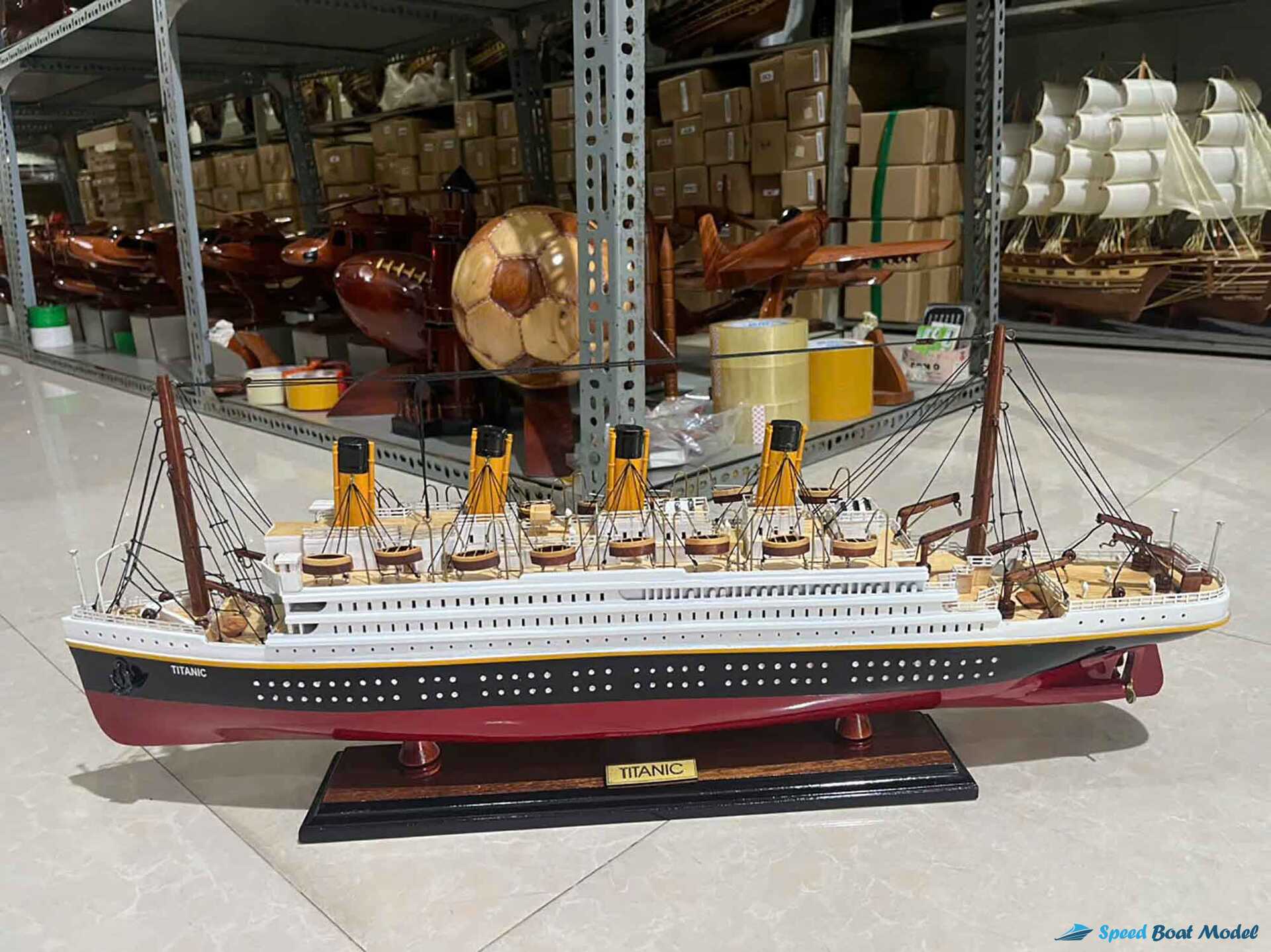 Titanic Cruise Ship Model (5) Speed Boad Model