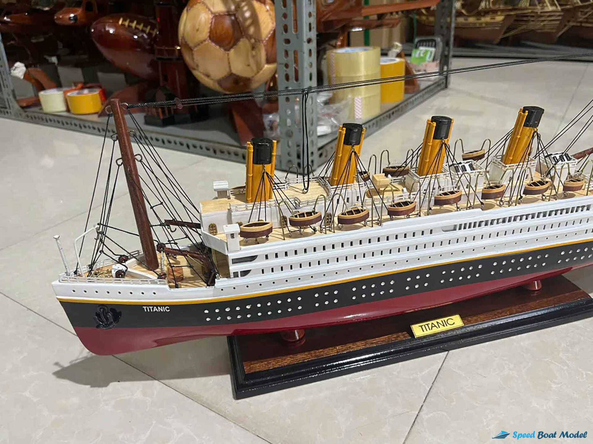 Titanic Cruise Ship Model (7) Speed Boad Model Titanic Cruise Ship Model (7) Speed Boad Model
