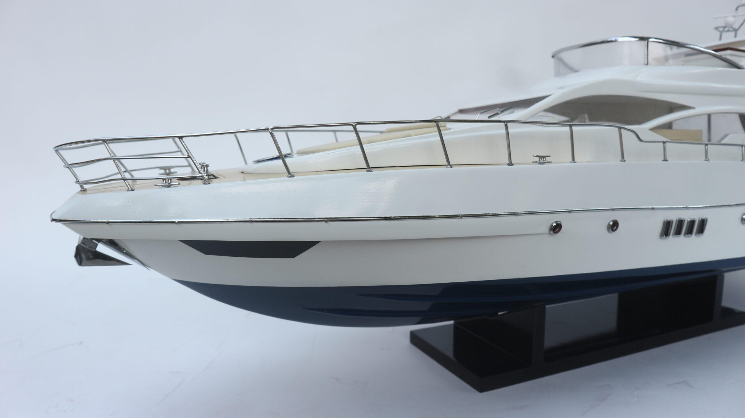 Azimut 70 RC Motor Yatch Model 33.4" 16 Azimut 70 Rc Motor Yatch Model 33.4