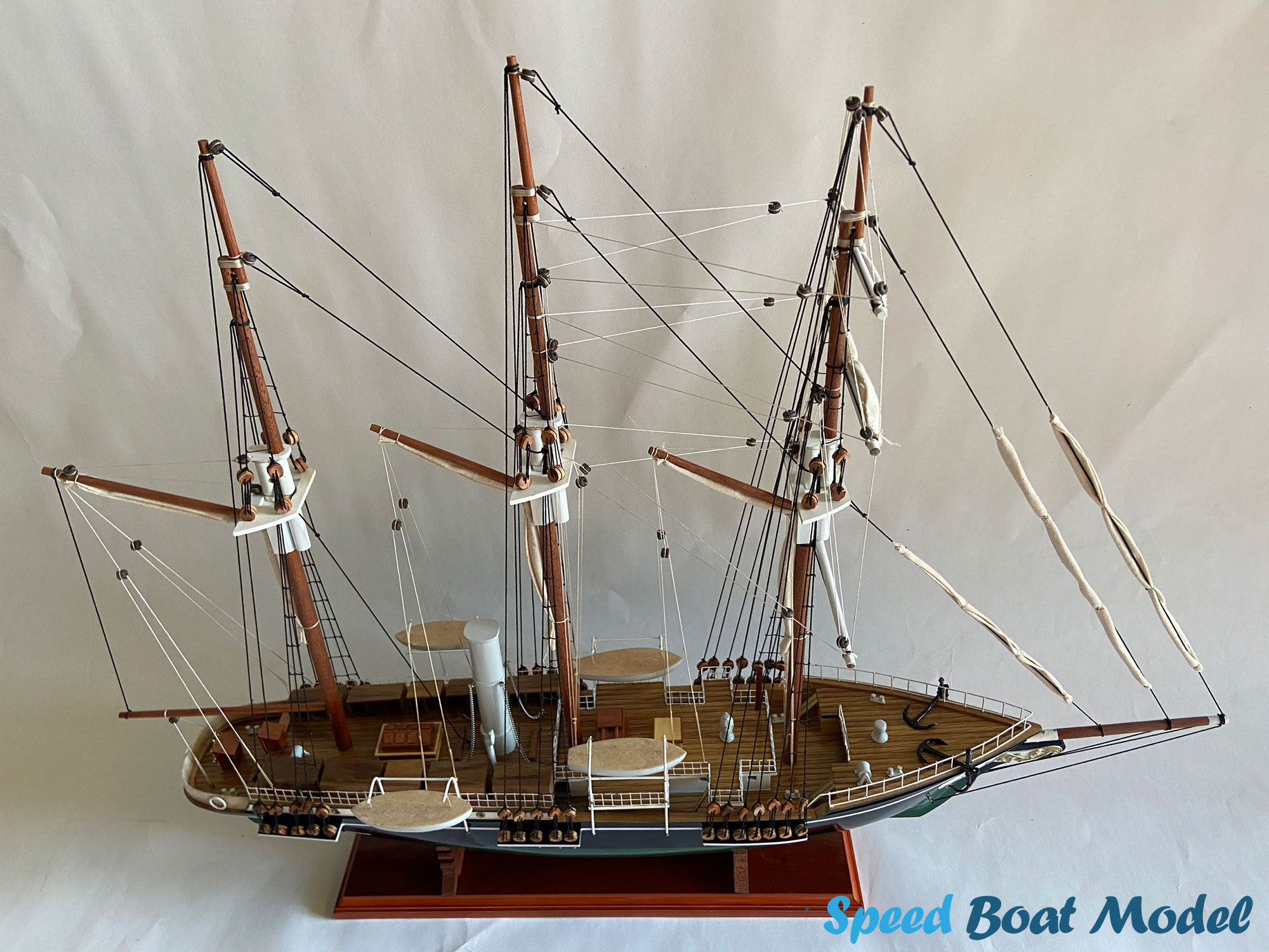 Green Black Endurance Tall Ship Model 25.5