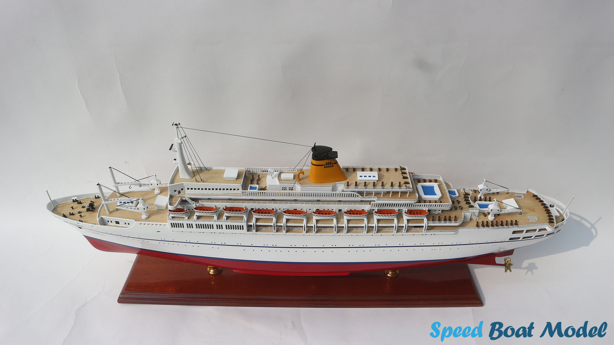 Ms Epomeo Cruise Ship Model 31.1"