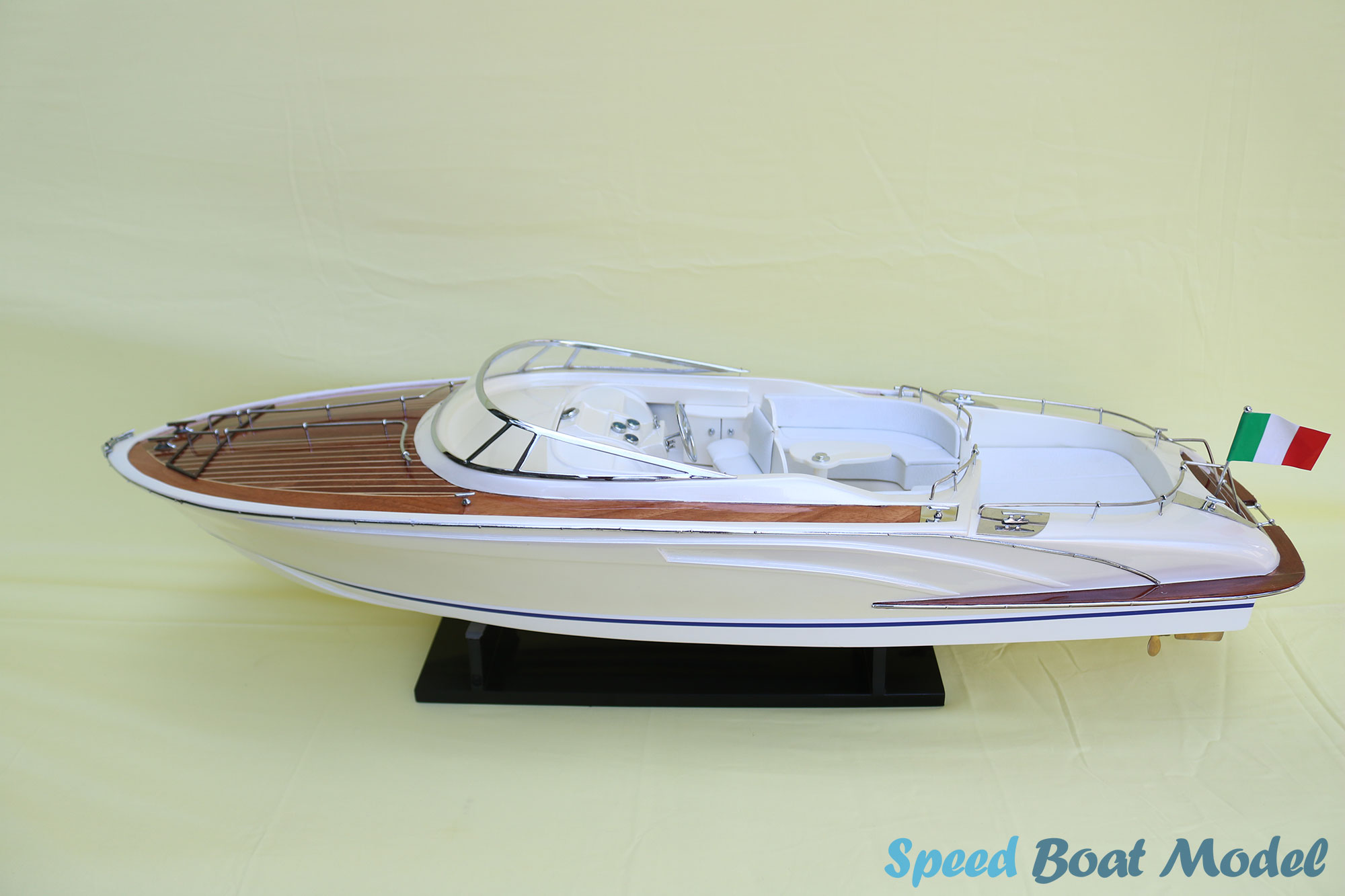 Riva Rivarama White Pearl Painted Speed Boat Model 35.4" - Rivarama 44