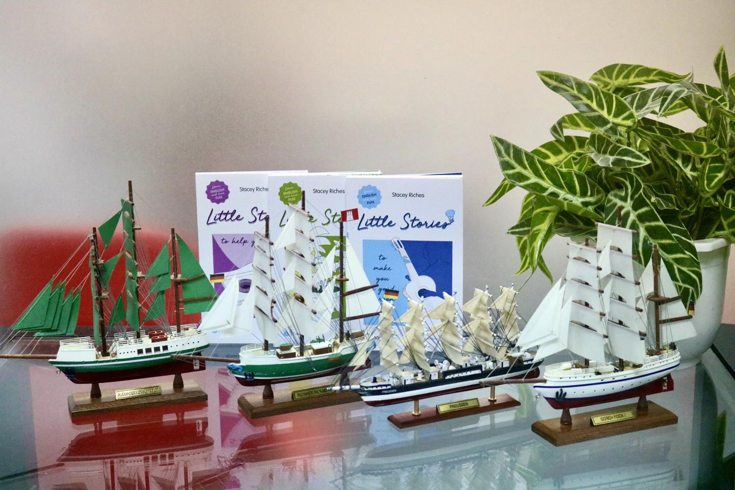 Model Of A Sailboat – A Talented Masterpiece Of Vietnamese Fine Art
