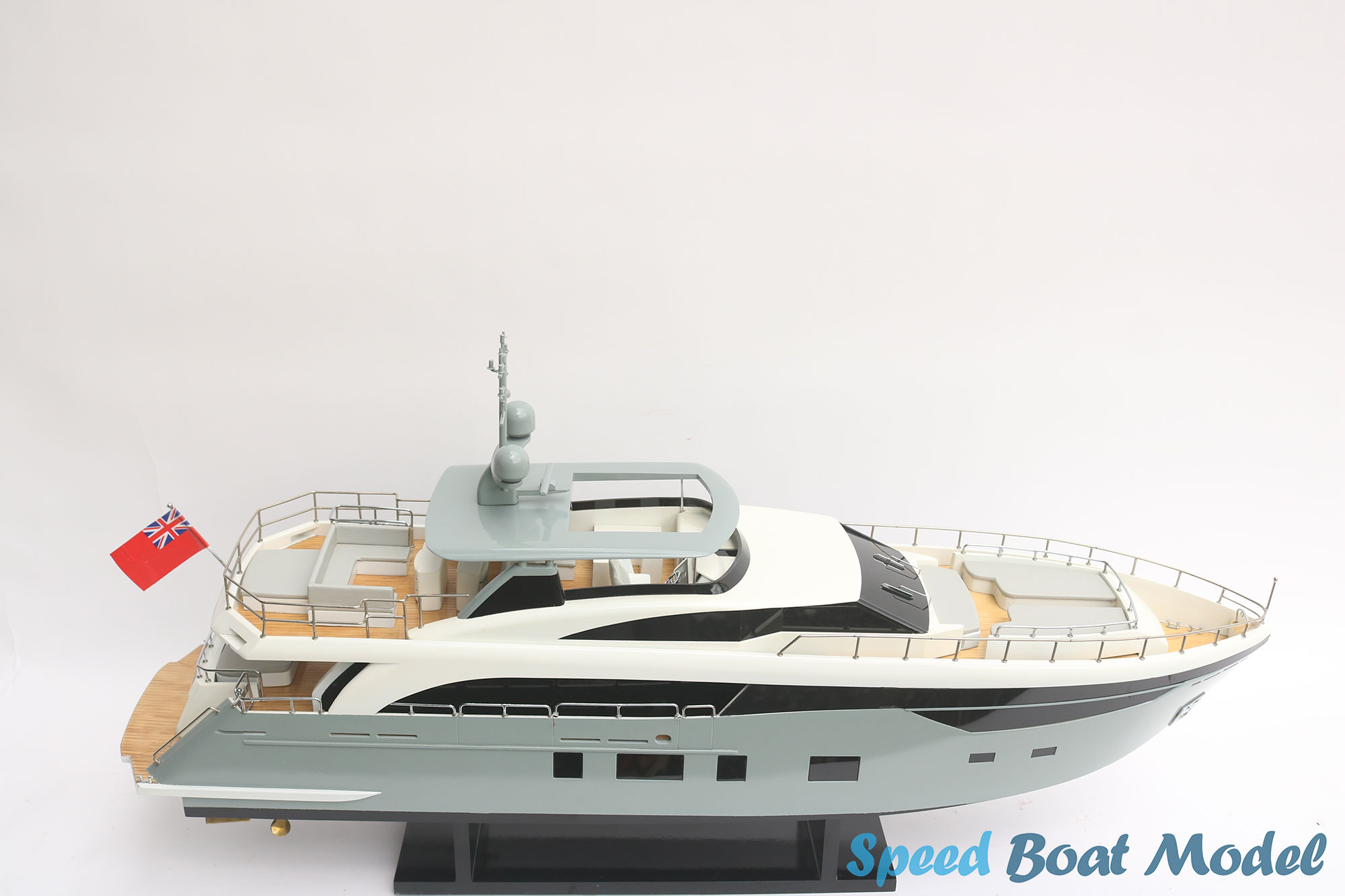 Princess 35m (Grey) Modern Yacht Model 37" 30 Princess 35m (grey) Modern Yacht Model 37