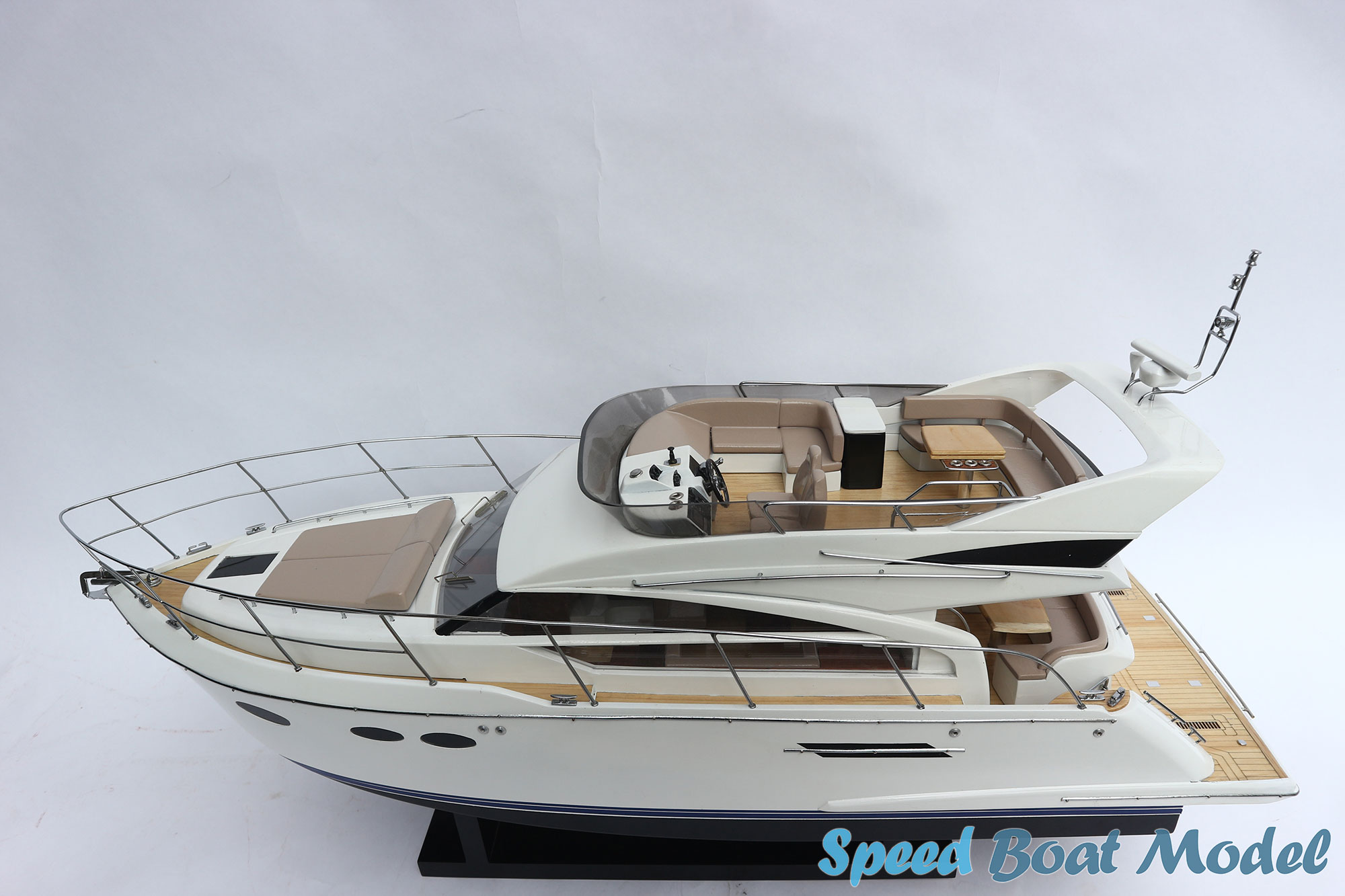 Princess 43 Modern Yacht Model 30.7