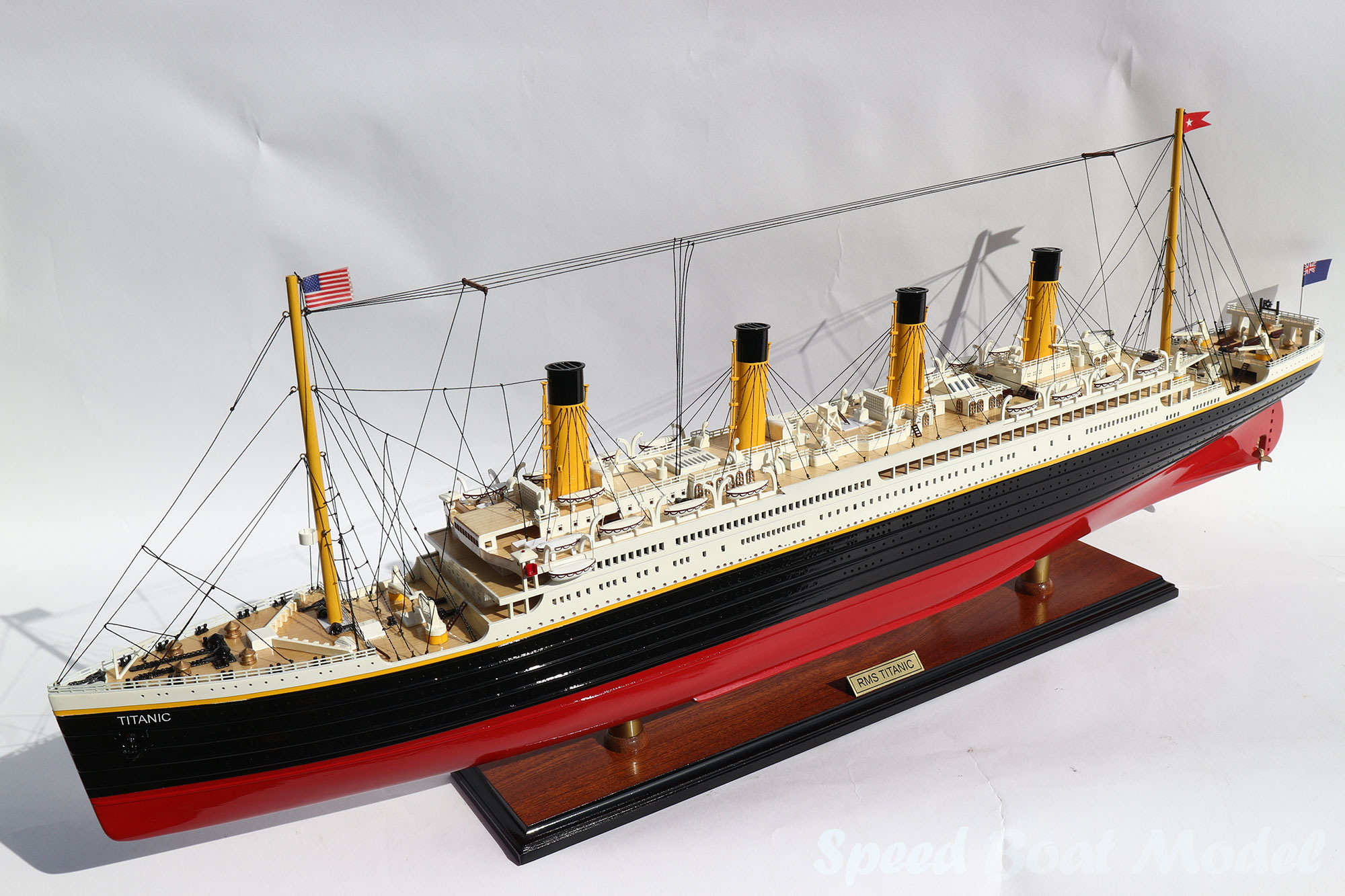 Rms Titanic (special Edition) Ocean Liner Model 39.3