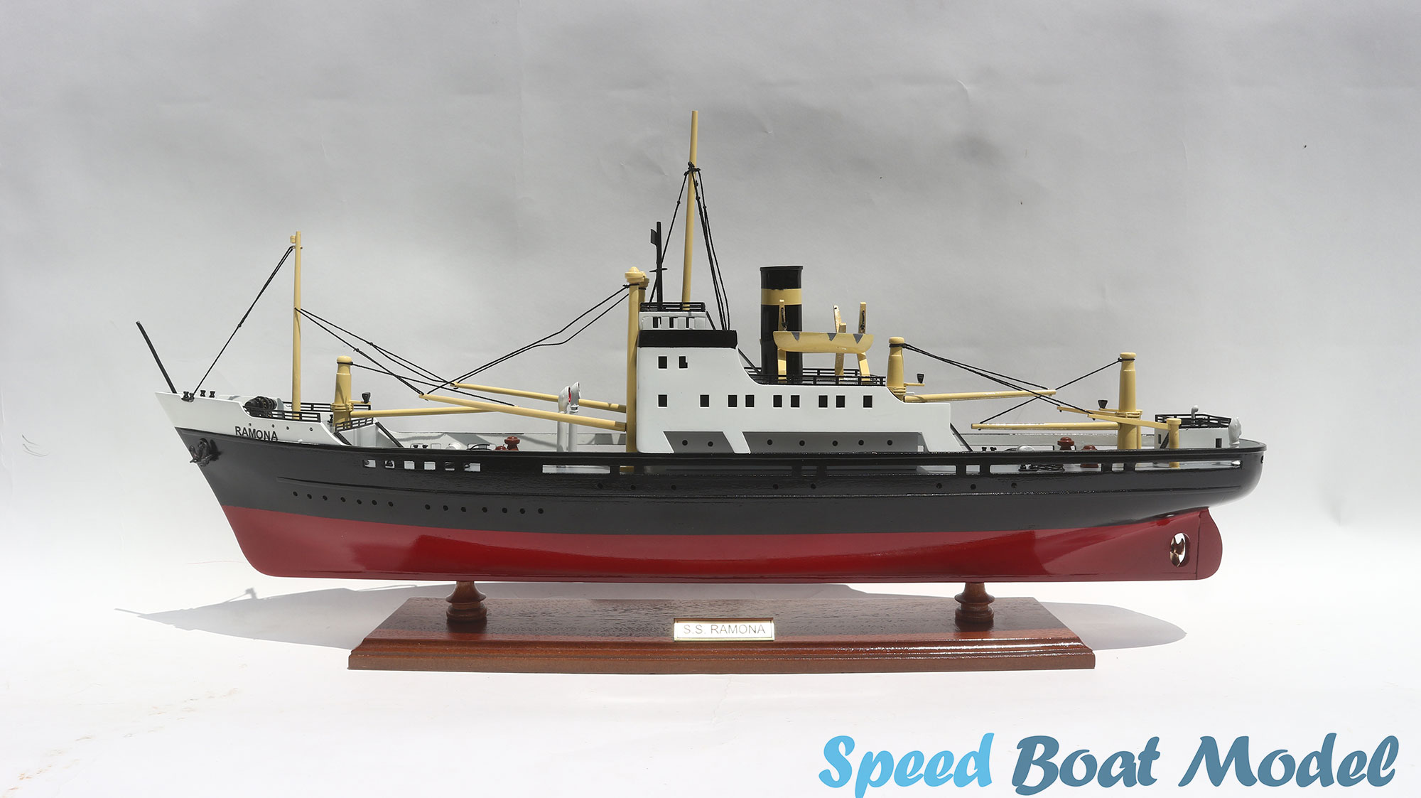 S.s Ramona Cruise Ship Model 27.9