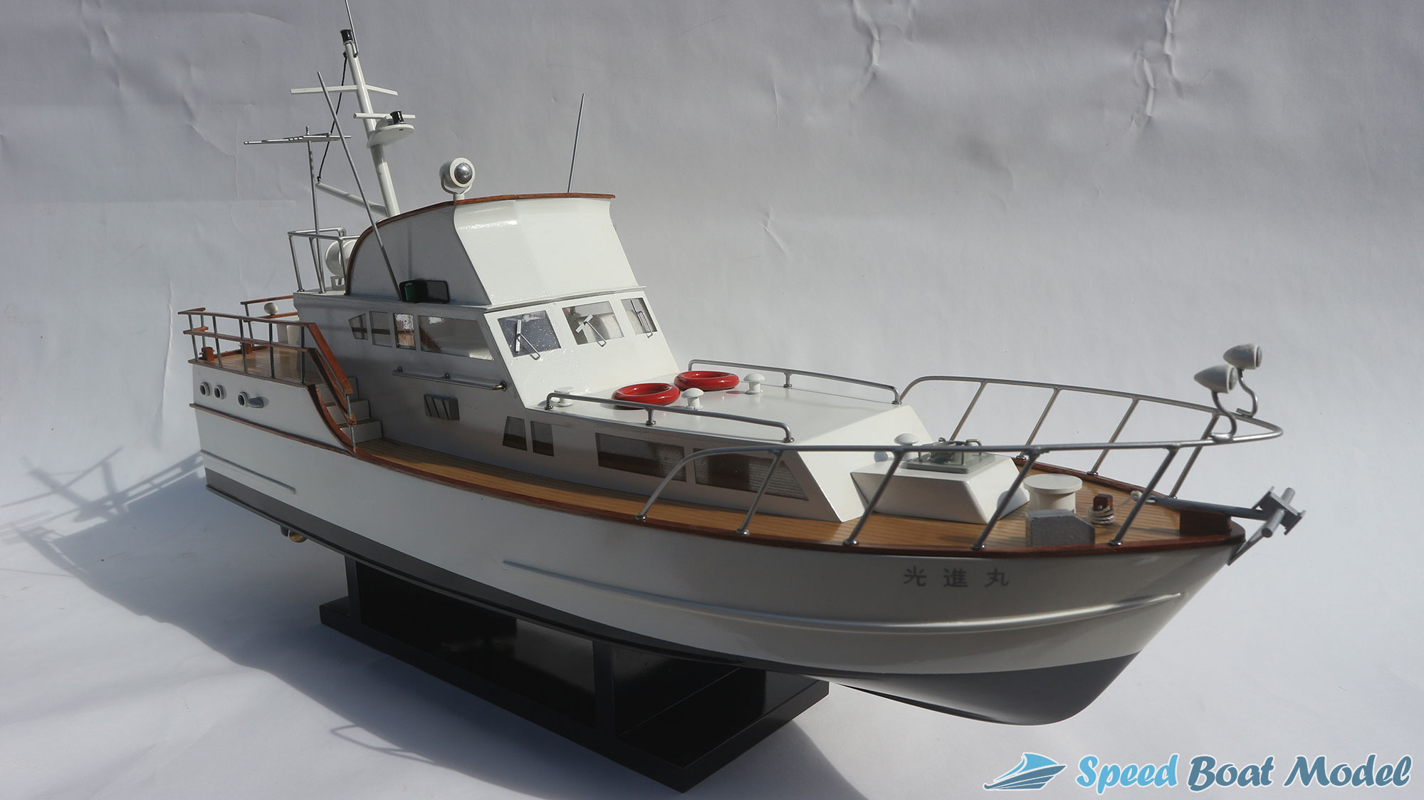 Koushin-maru-modern-yacht-model-(11)