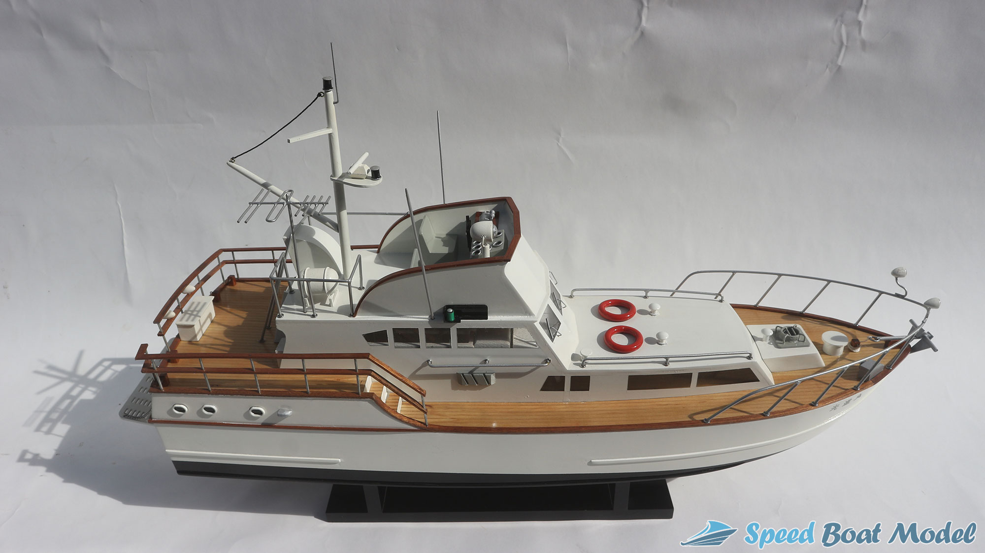 Koushin-maru-modern-yacht-model-(9)