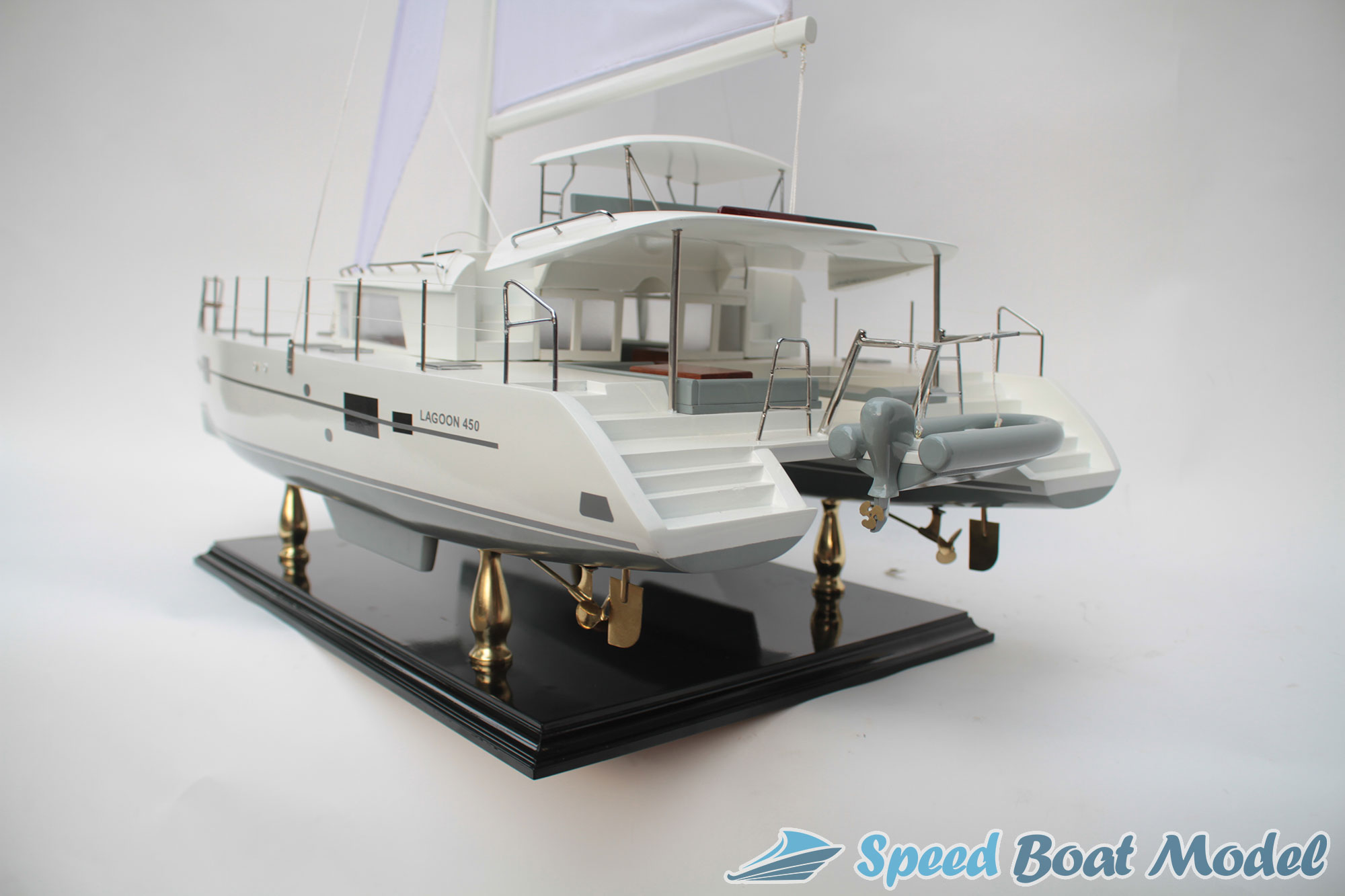 Lagoon Modern Yacht Model 27.5"