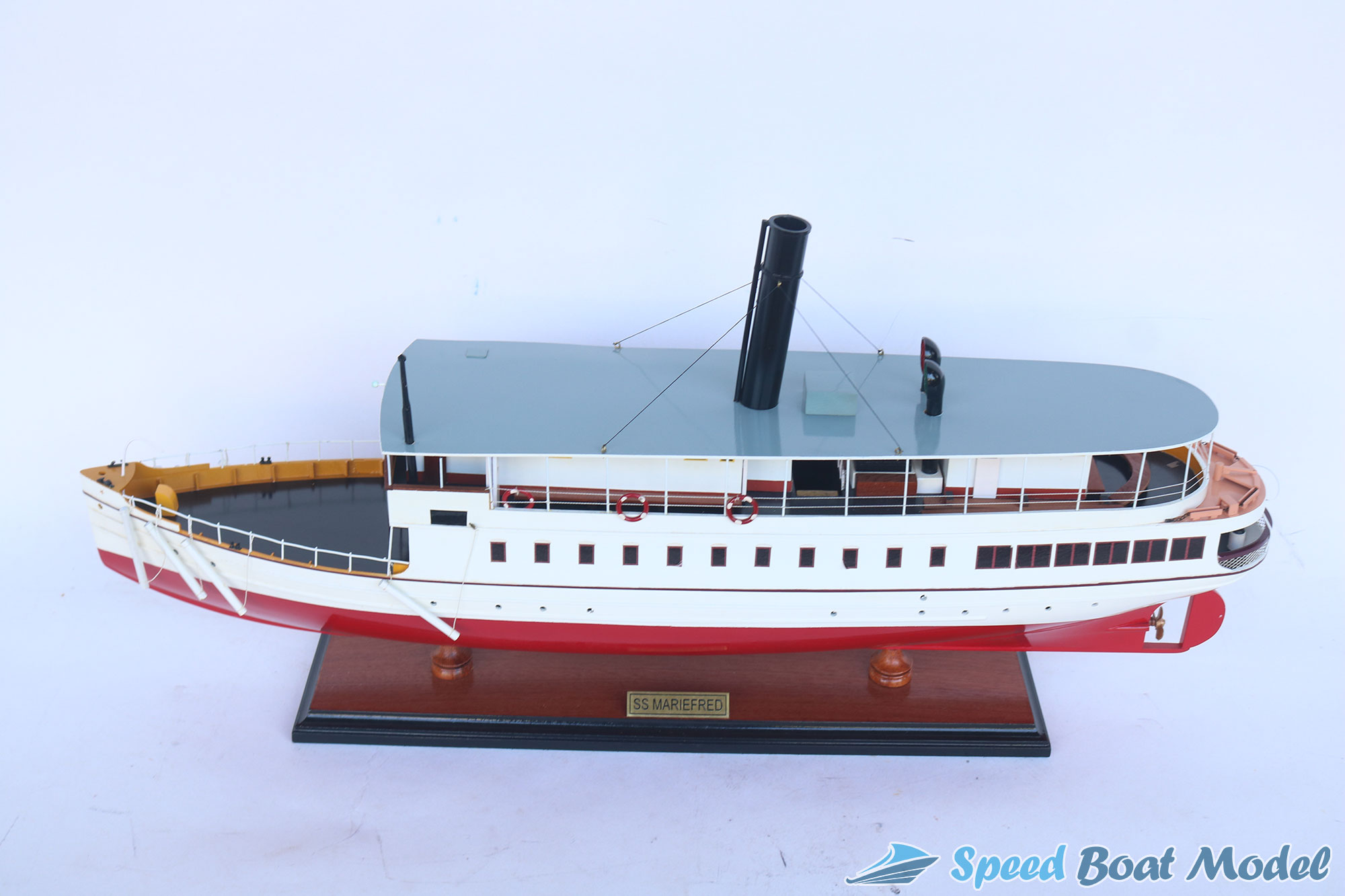 Mariefred Steam Cruise Liner Model 27.5