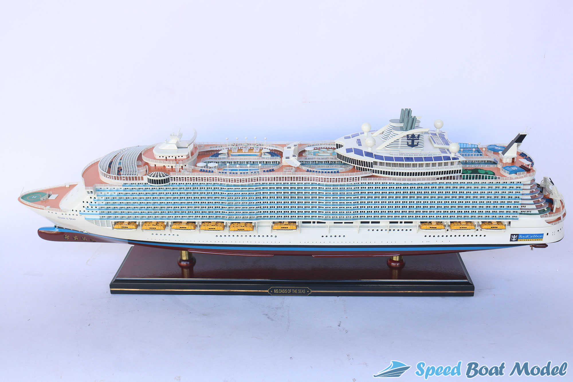 Ms Oasis Of The Seas Cruise Ship Model 35.4