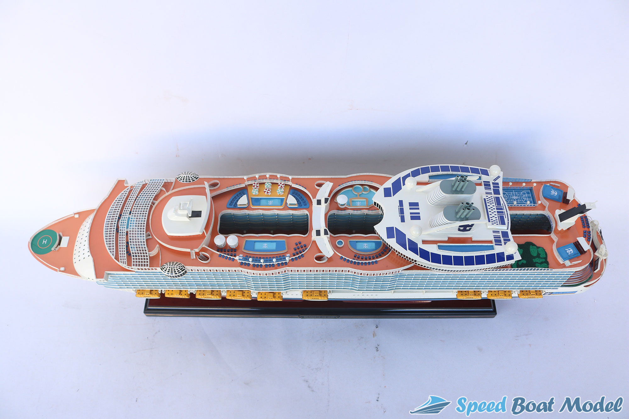 Ms Oasis Of The Seas Cruise Ship Model 35.4