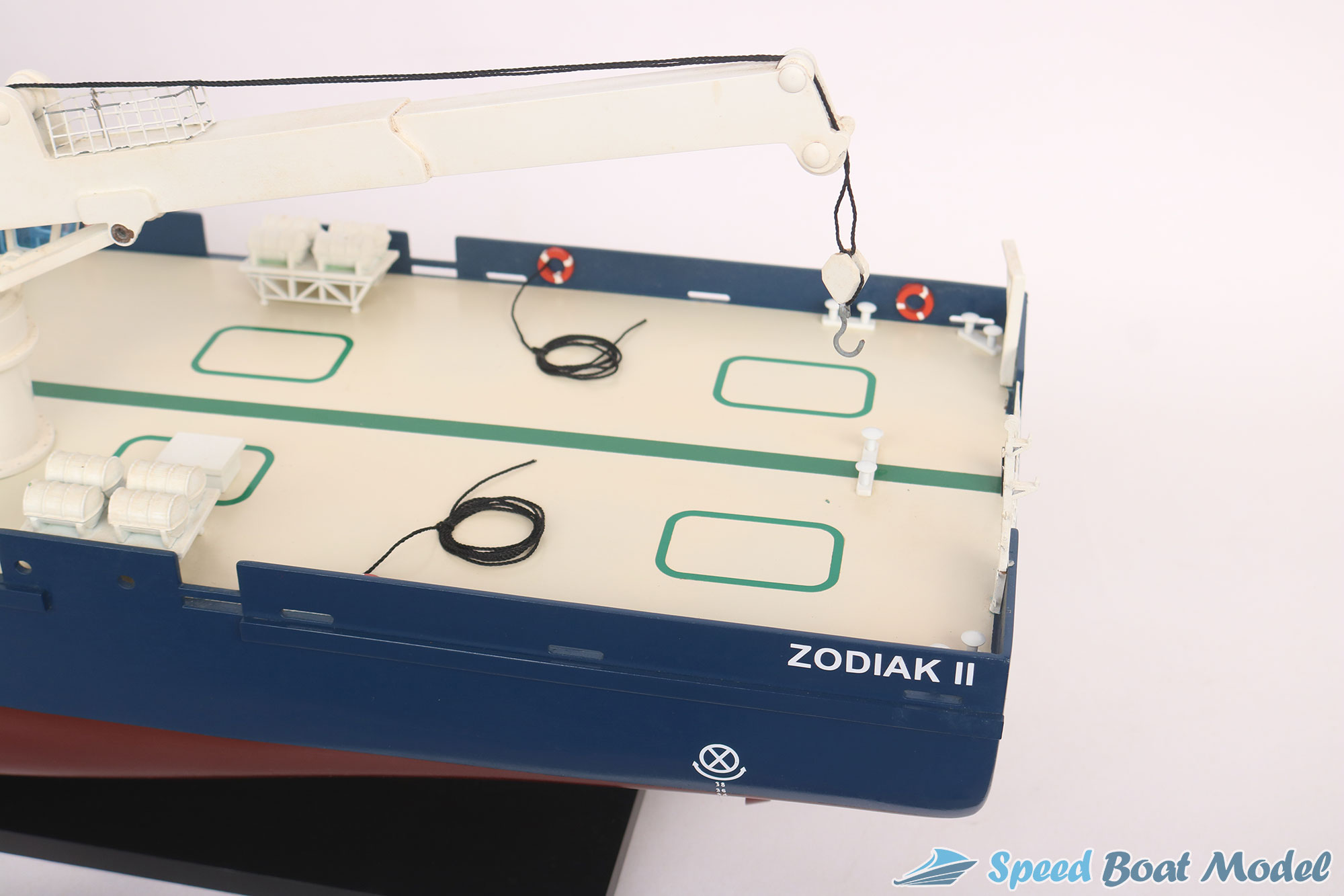Zodial Ii Commercial Ship Model 39.7