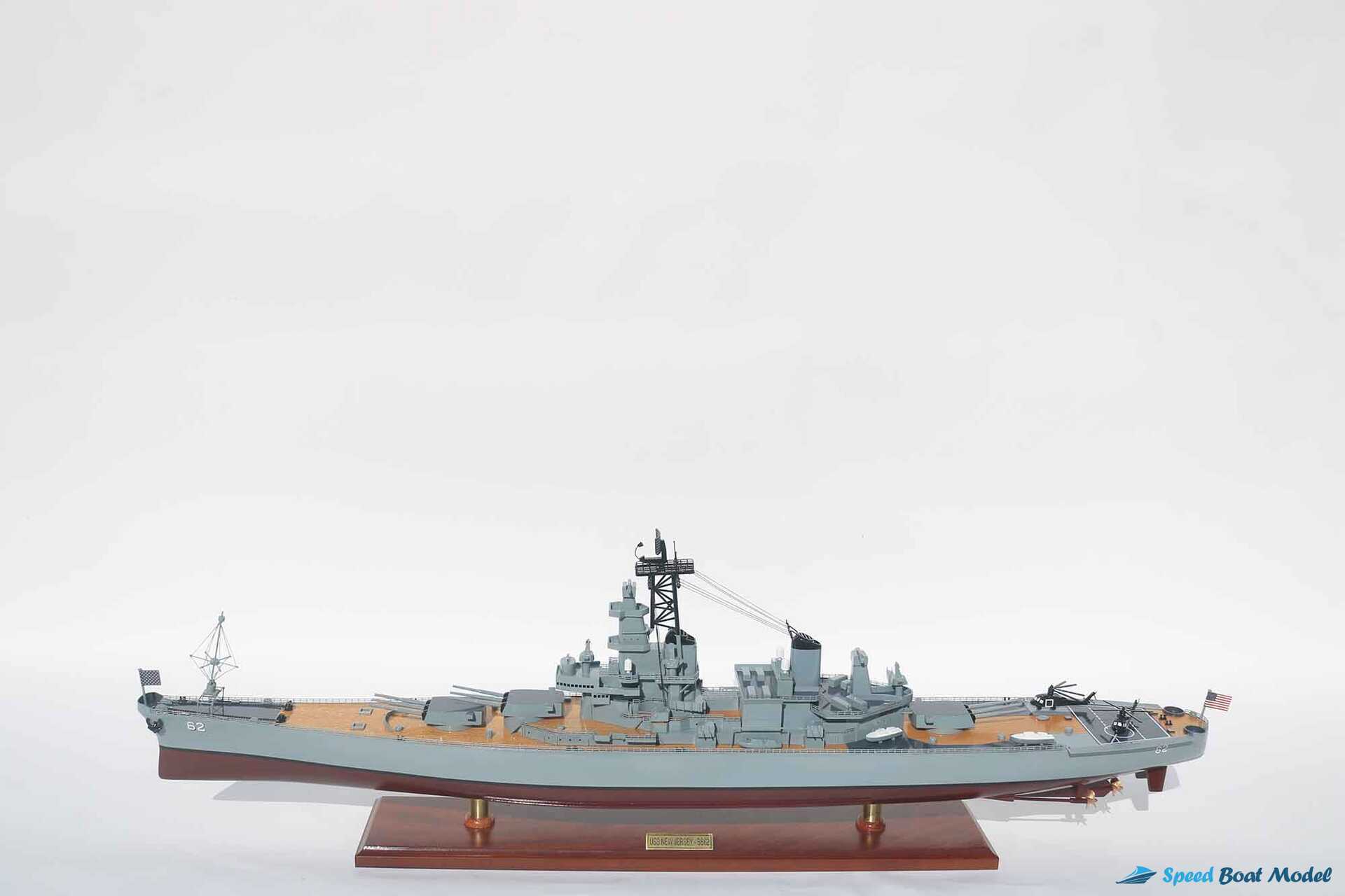 USS New Jersey (BB-62) Battleship Model 39.3" 14 Uss New Jersey (bb-62) Battleship Model (14) Speed Boad Model