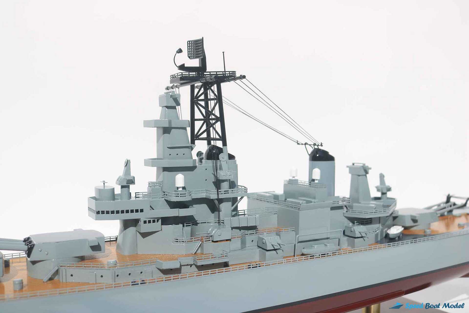 Uss New Jersey (bb-62) Battleship Model (3) Speed Boad Model Uss New Jersey (bb-62) Battleship Model (3) Speed Boad Model