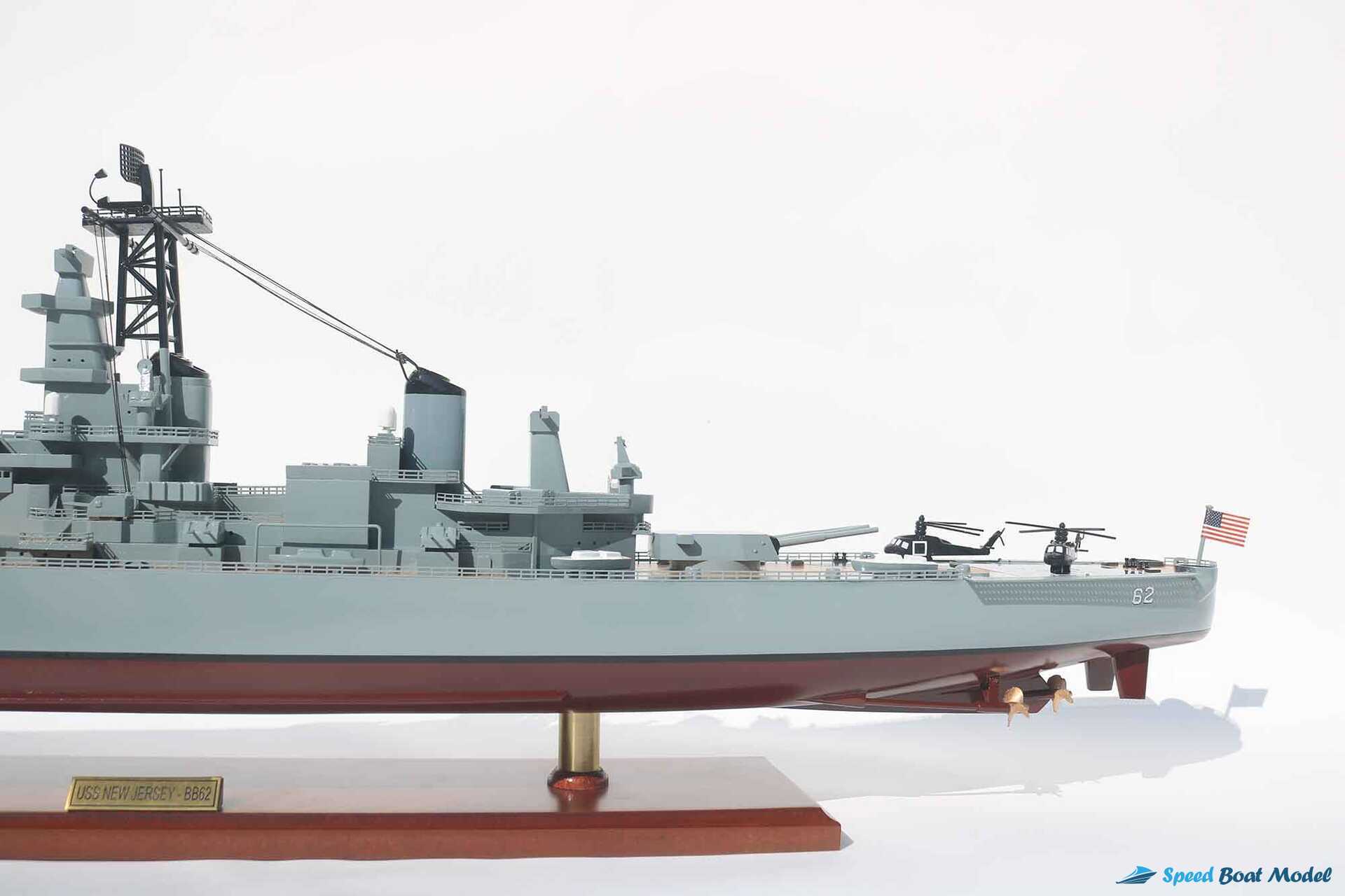 Uss New Jersey (bb-62) Battleship Model (9) Speed Boad Model Uss New Jersey (bb-62) Battleship Model (9) Speed Boad Model
