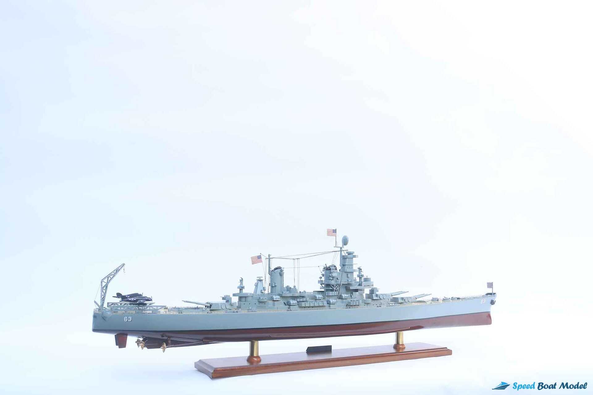 Uss Missouri Bb-63 Battleship Model (12) Speed Boad Model Uss Missouri Bb-63 Battleship Model (12) Speed Boad Model