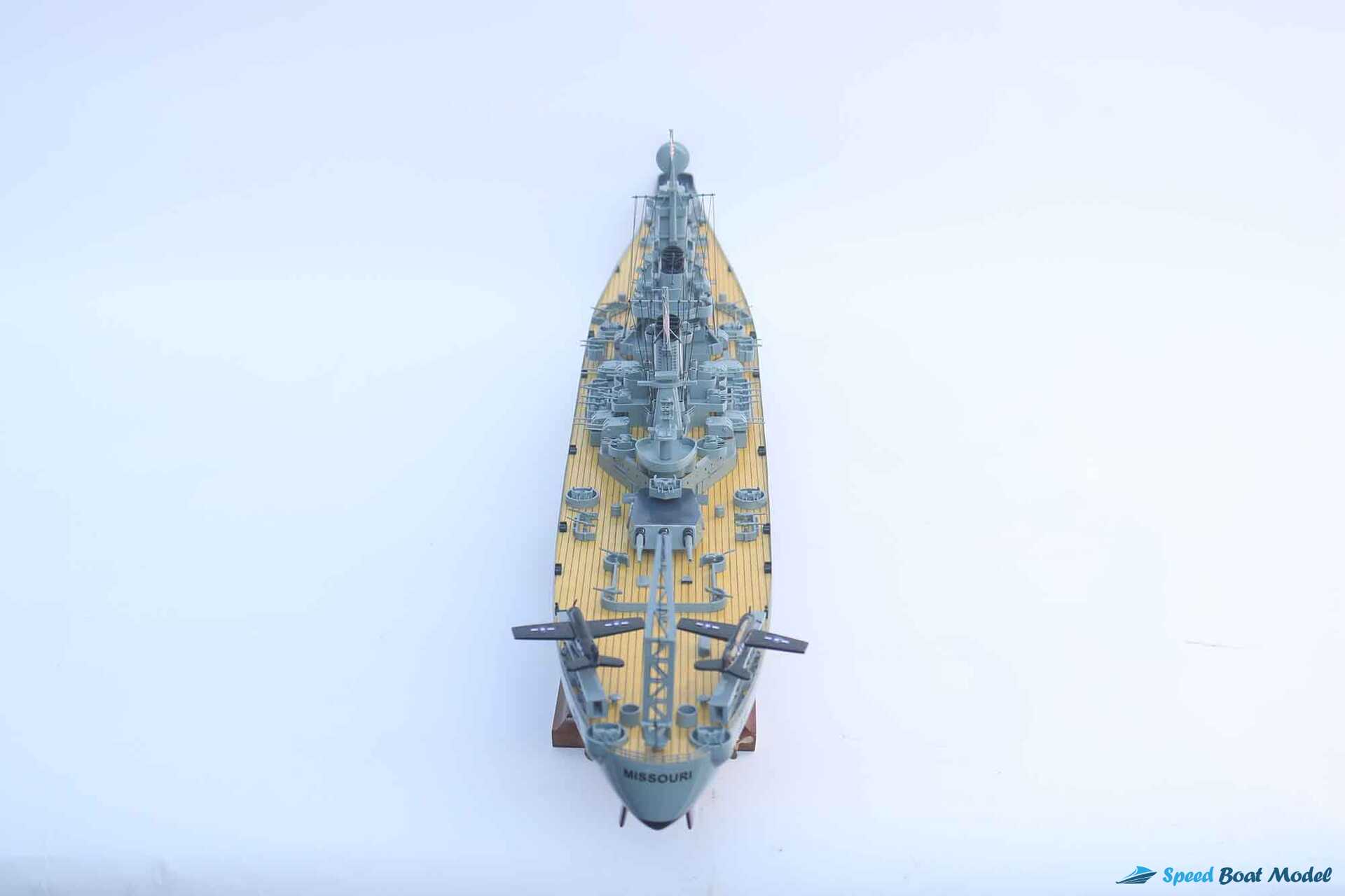 Uss Missouri Bb-63 Battleship Model (4) Speed Boad Model Uss Missouri Bb-63 Battleship Model (4) Speed Boad Model