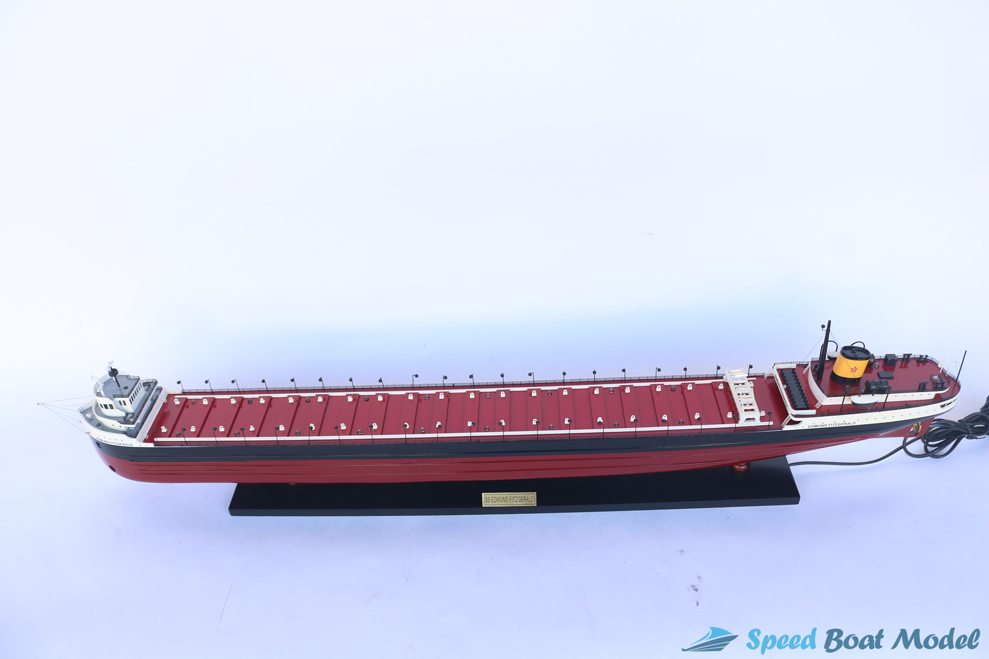 Ss Edmund Fitzgerald With Light Model