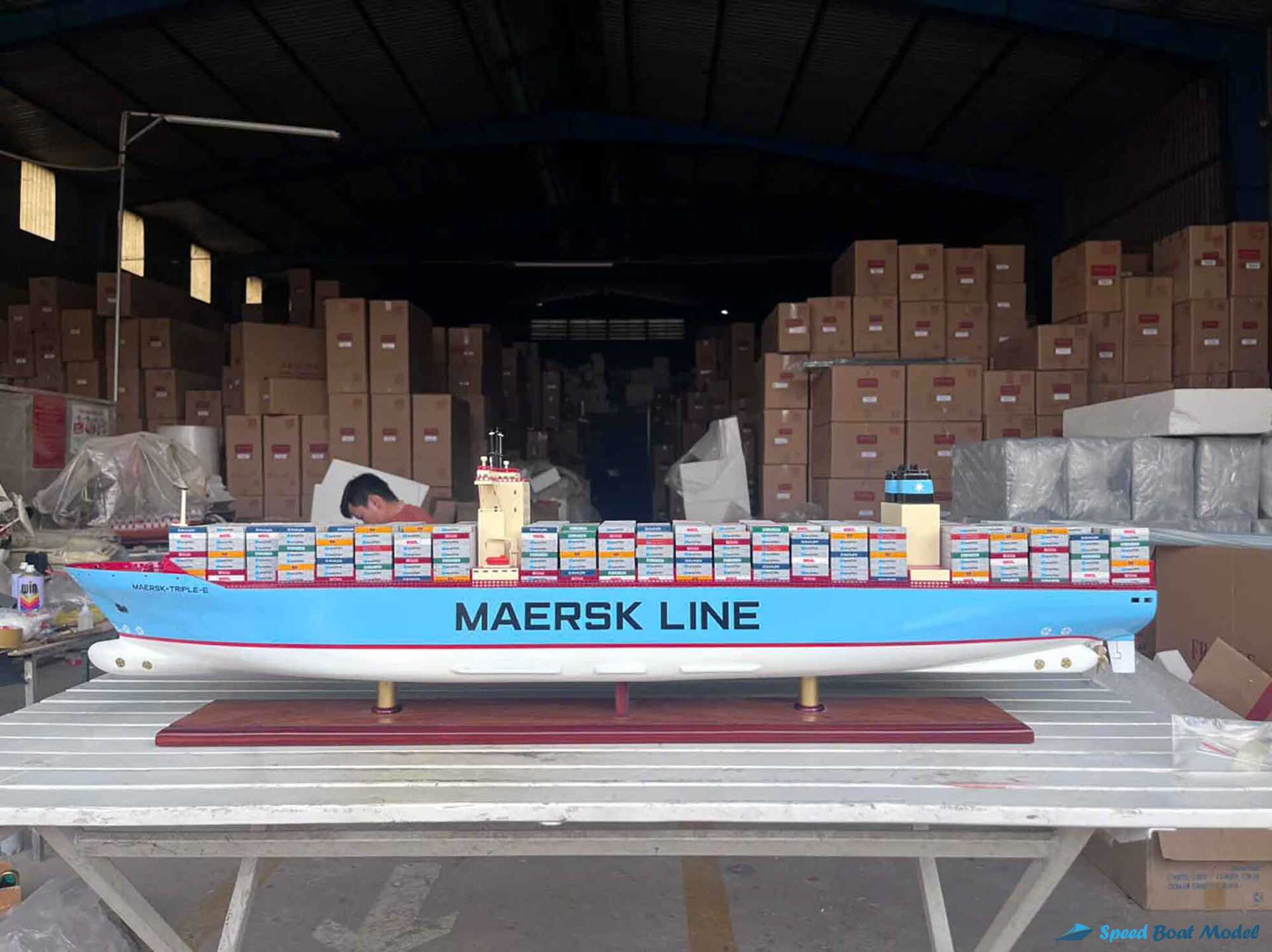Maersk Triple E Container Ship Model (10) Speed Boad Model