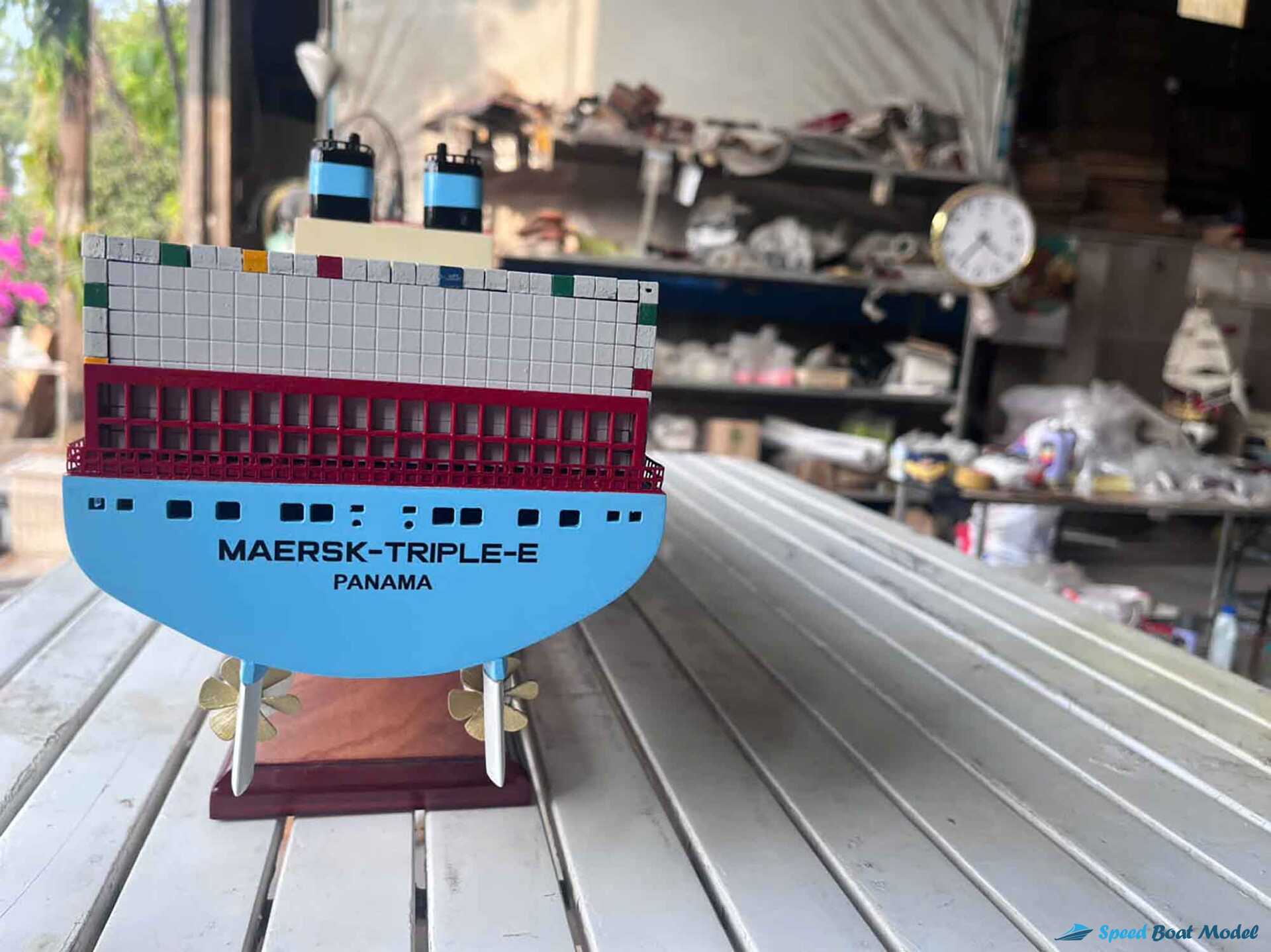 Maersk Triple E Container Ship Model (11) Speed Boad Model Maersk Triple E Container Ship Model (11) Speed Boad Model