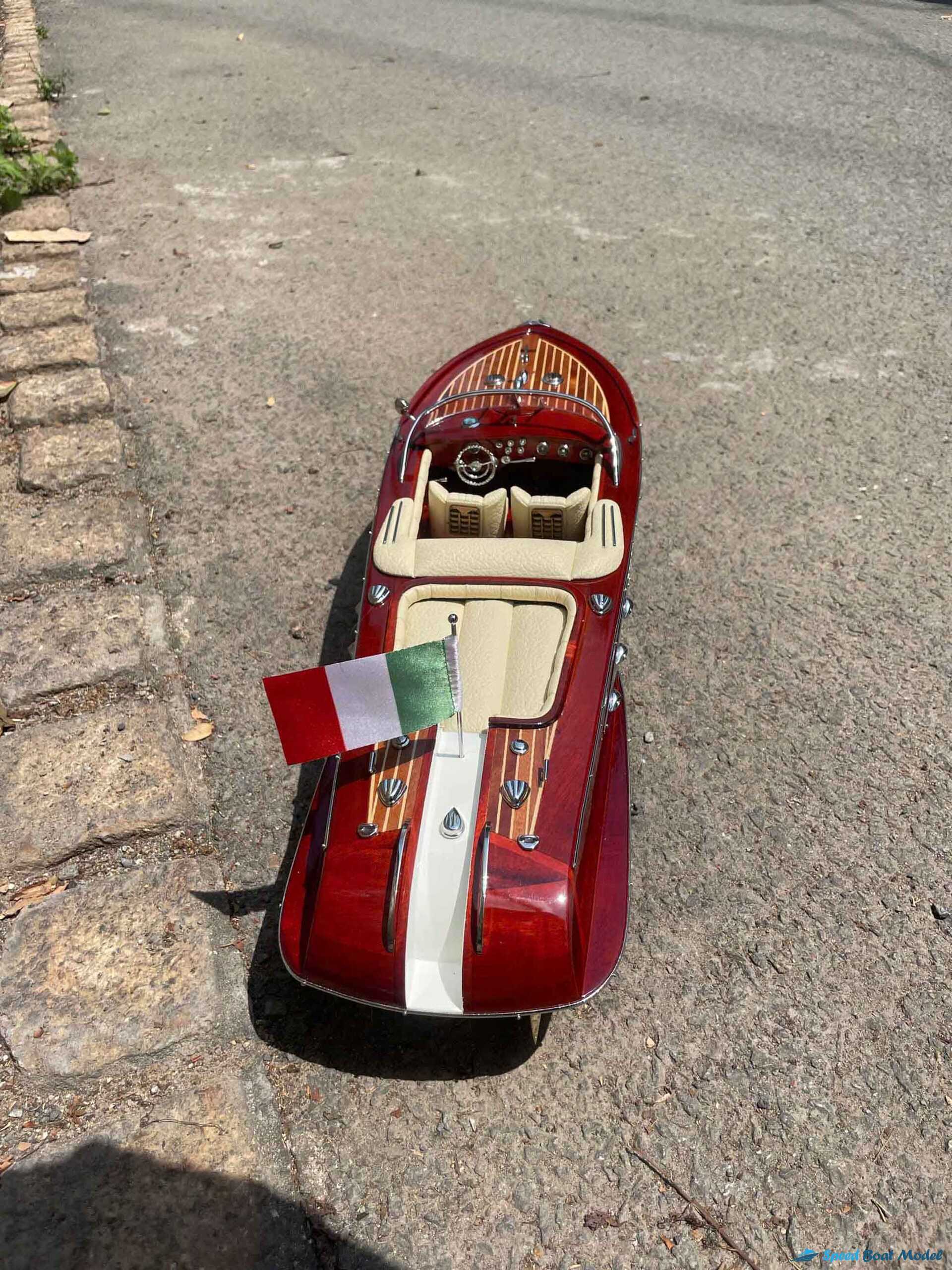 Cream – Colored Riva Aquarama Ship Model (3) Speed Boad Model Cream – Colored Riva Aquarama Ship Model (3) Speed Boad Model