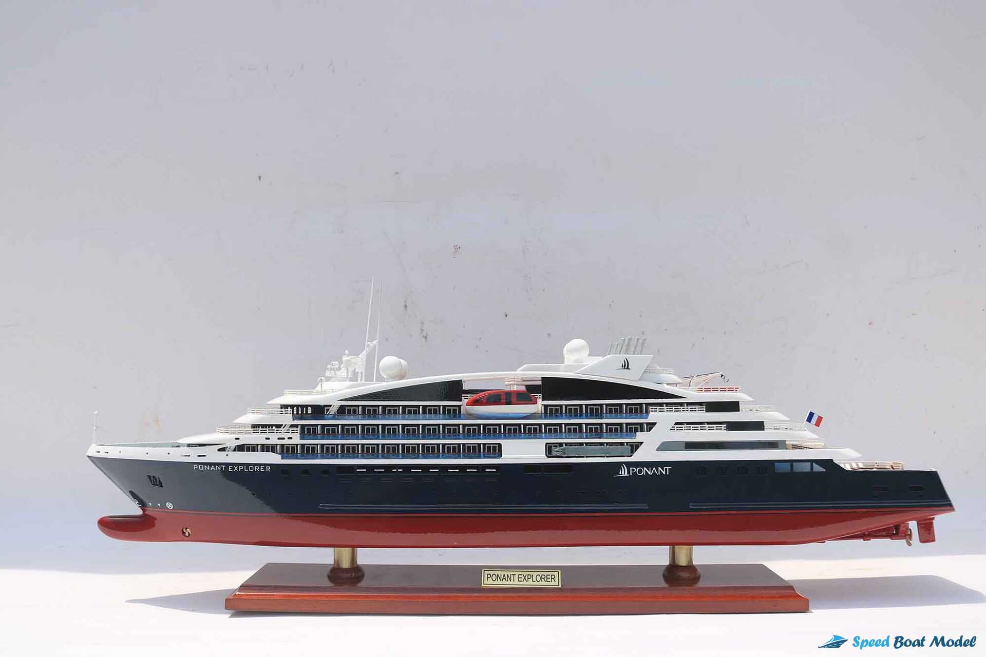 Ponant Explorer Ocean Liner Model 28" 11 Ponant Explorer Ocean Liner Model (11) Speed Boad Model