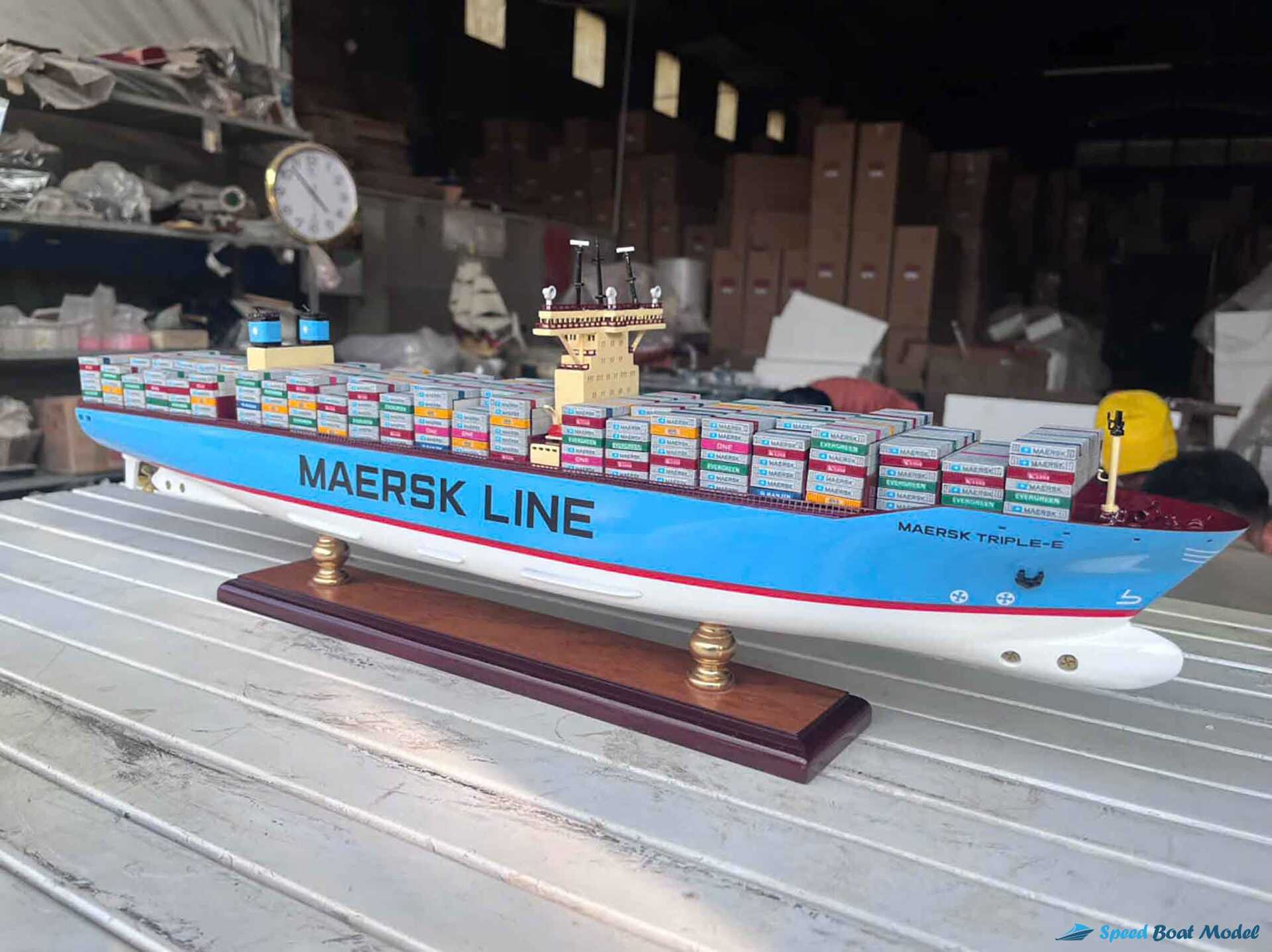 Maersk Triple E - Class Container Ship Model 28" 13 Maersk Triple E – Class Container Ship Model (10) Speed Boad Model