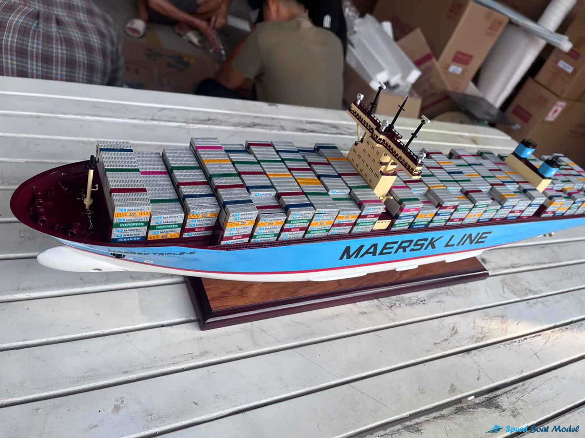 Maersk Triple E – Class Container Ship Model (2) Speed Boad Model Maersk Triple E – Class Container Ship Model (2) Speed Boad Model