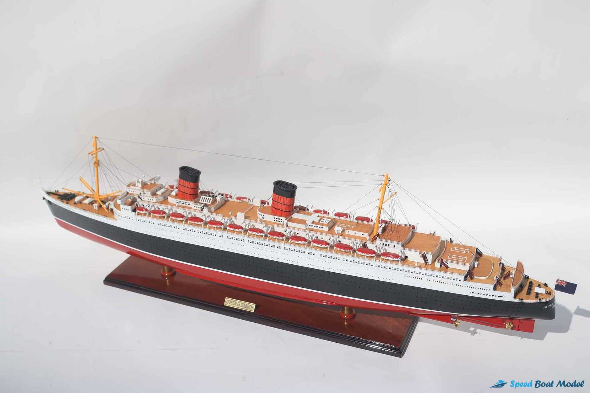 Rms Queen Elizabeth Cruise Ship Model (8) Speed Boad Model