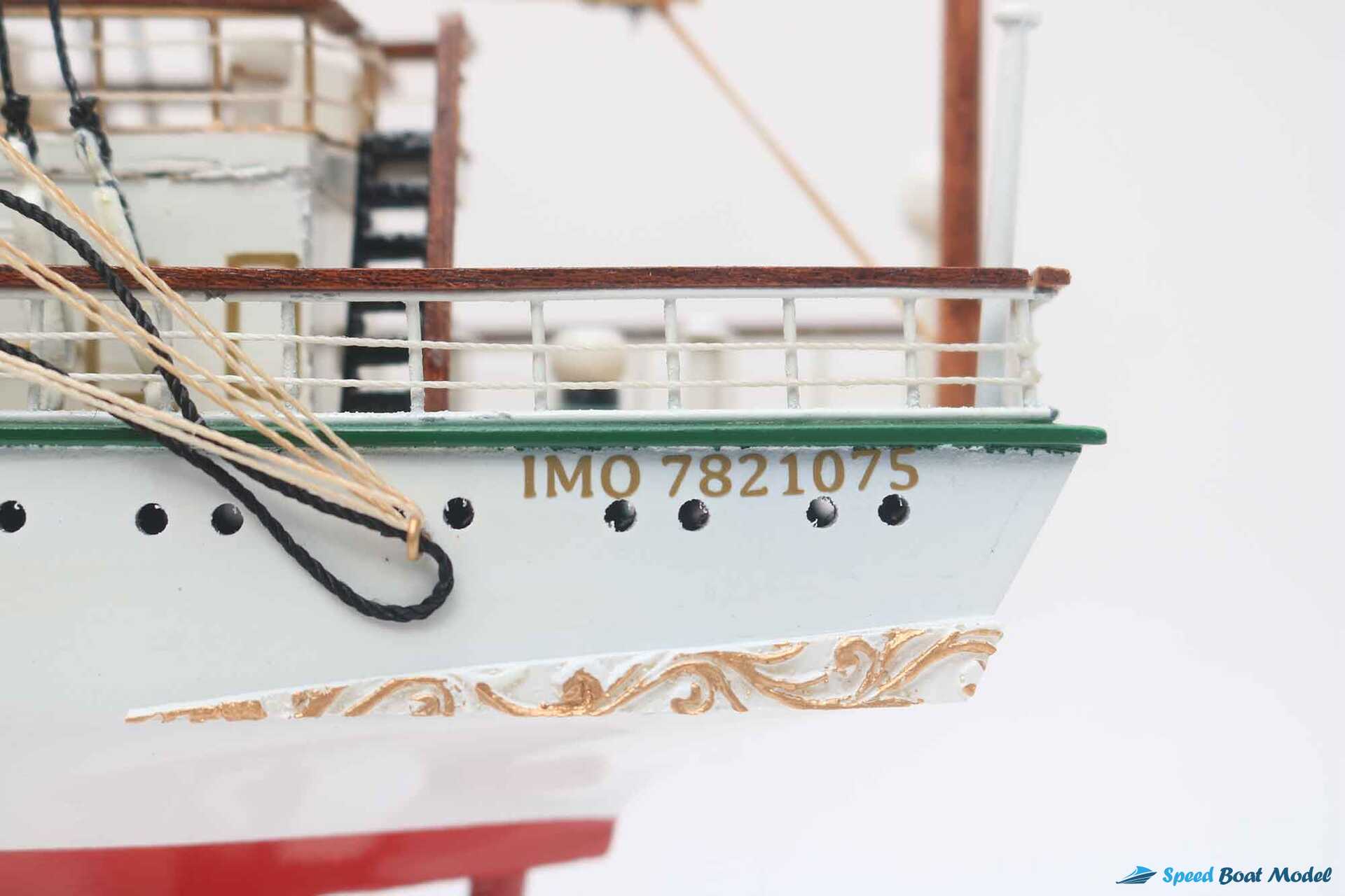 Dar Mlodziezy 1982 Poland Tall Ship Model (1) Speed Boad Model Dar Mlodziezy 1982 Poland Tall Ship Model (1) Speed Boad Model