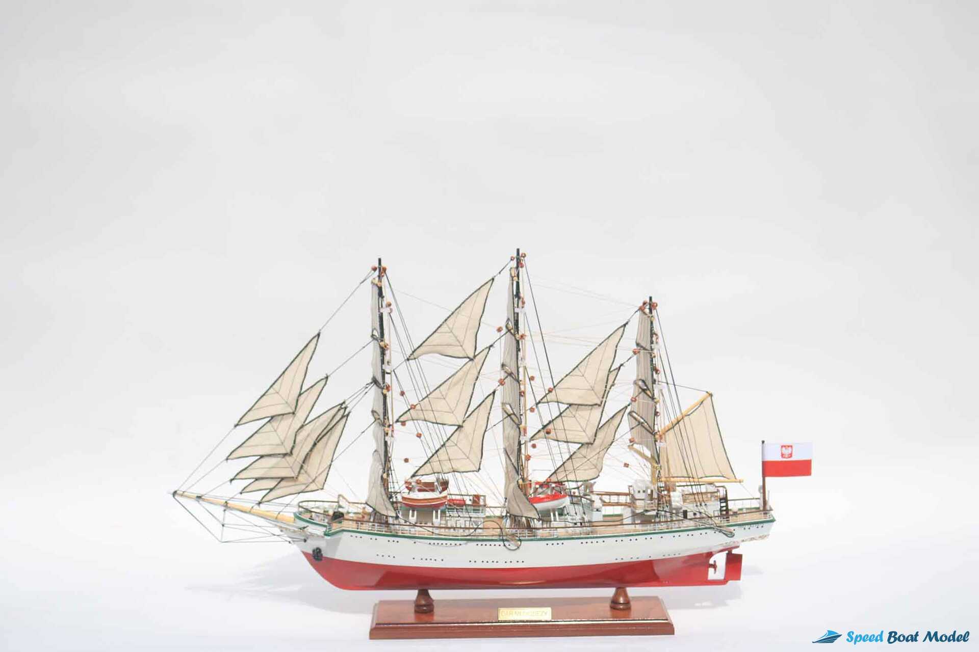 Dar Mlodziezy 1982 Poland Tall Ship Model 28" 14 Dar Mlodziezy 1982 Poland Tall Ship Model (13) Speed Boad Model
