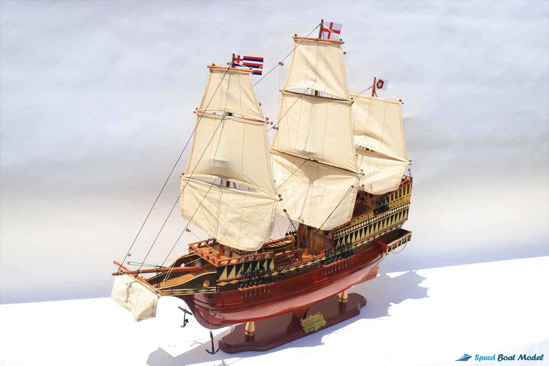 Golden Hind Tall Ship Model (11) Speed Boad Model