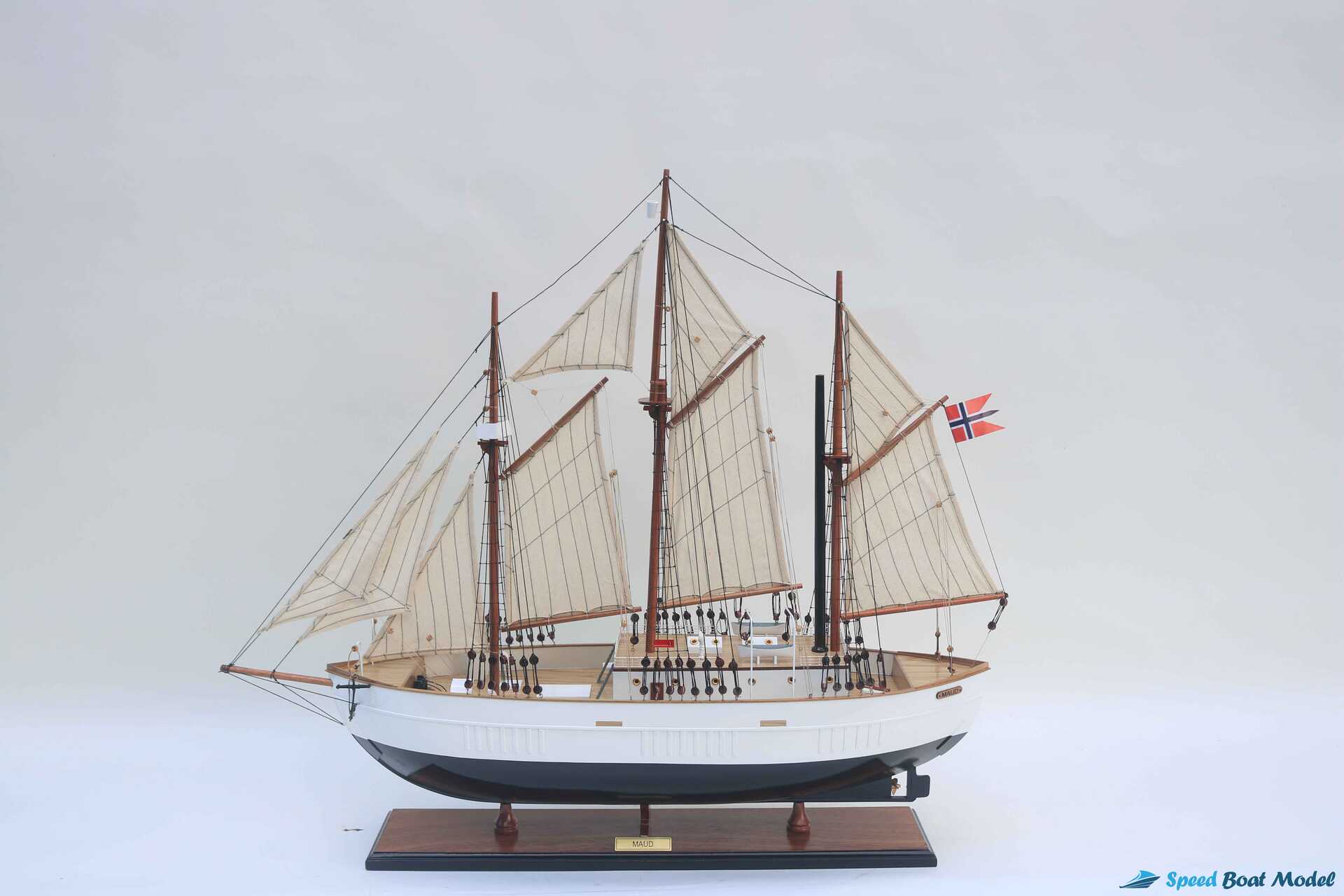 Maud Tall Ship Model 31 (14) Speed Boad Model